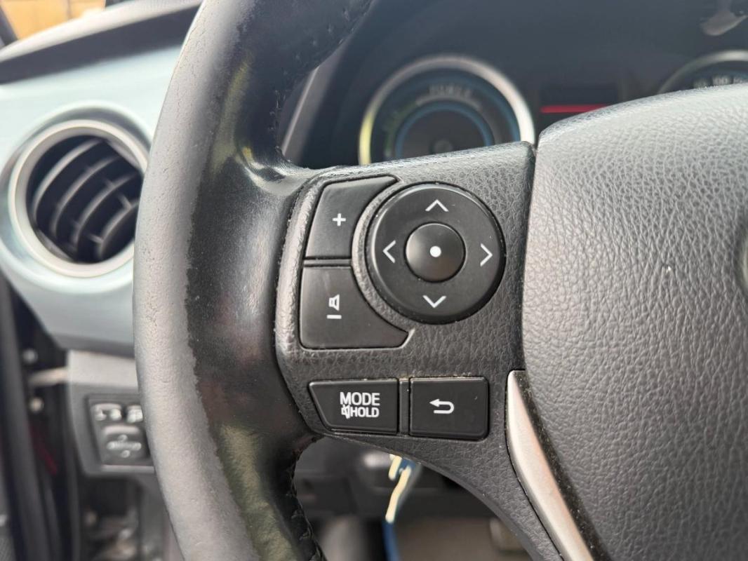 Toyota Auris 1.8 HSD 136H 100 FULL-HYBRID DYNAMIC BVA CAMERA DE RECUL-SIEGES CHAUFFANTS-GPS