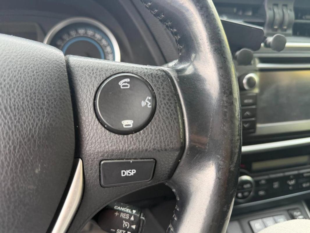 Toyota Auris 1.8 HSD 136H 100 FULL-HYBRID DYNAMIC BVA CAMERA DE RECUL-SIEGES CHAUFFANTS-GPS