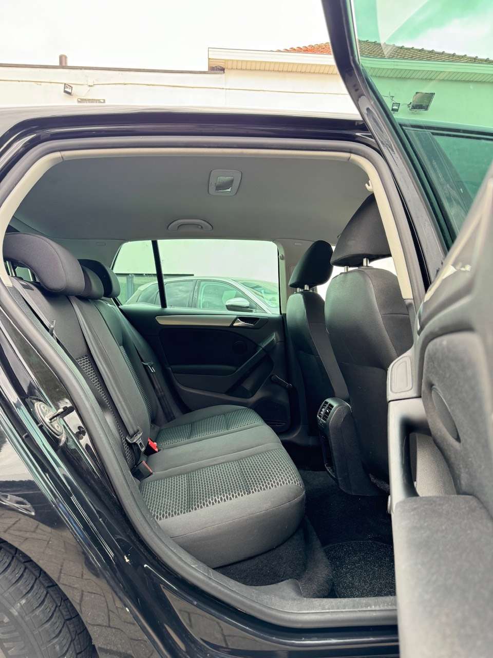 Volkswagen Golf 1.6 CR TDi - Navi - Parkeersensoren