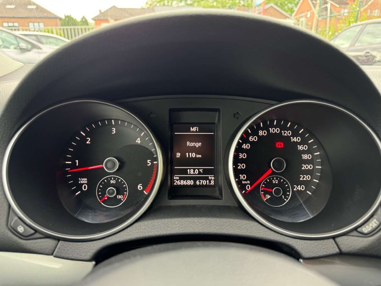 Volkswagen Golf 1.6 CR TDi - Navi - Parkeersensoren