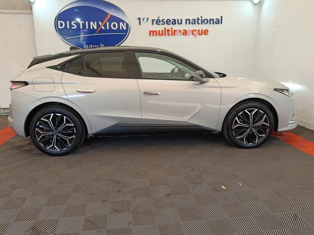 Ds 4 II E-TENSE 225 LA PREMIERE AUTO