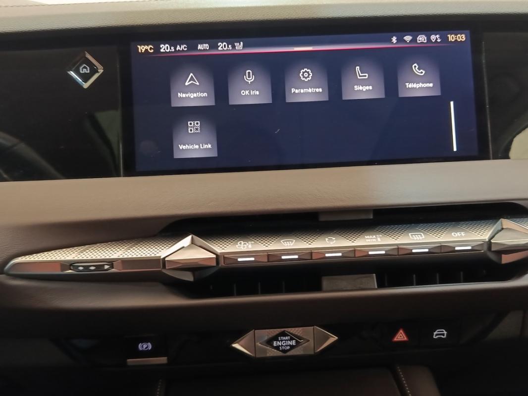 Ds 4 II E-TENSE 225 LA PREMIERE AUTO