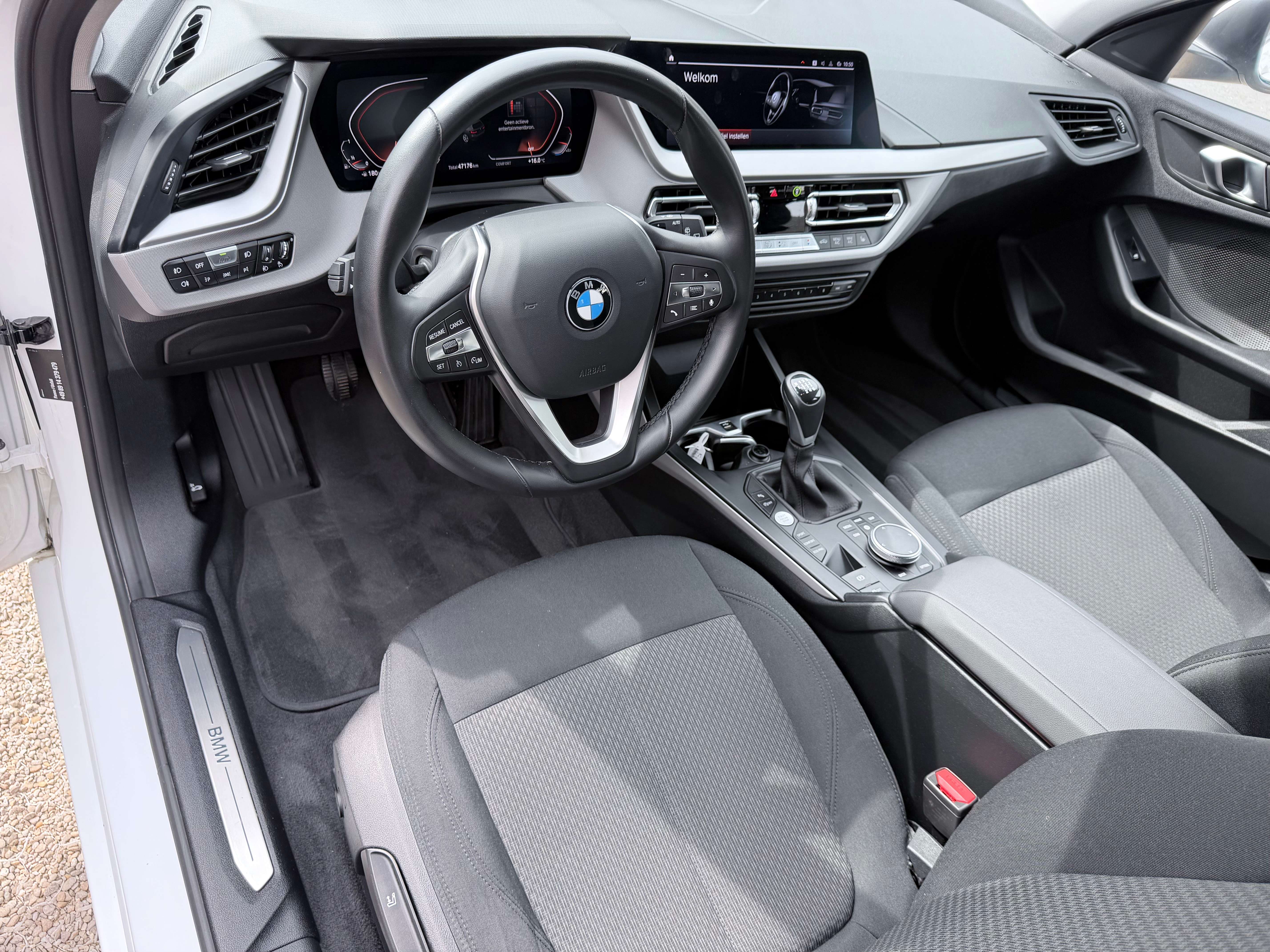 BMW 118 118i 18"M/CARPLAY/NAVI/SAFETY/CRUISE/ZETELVERW.