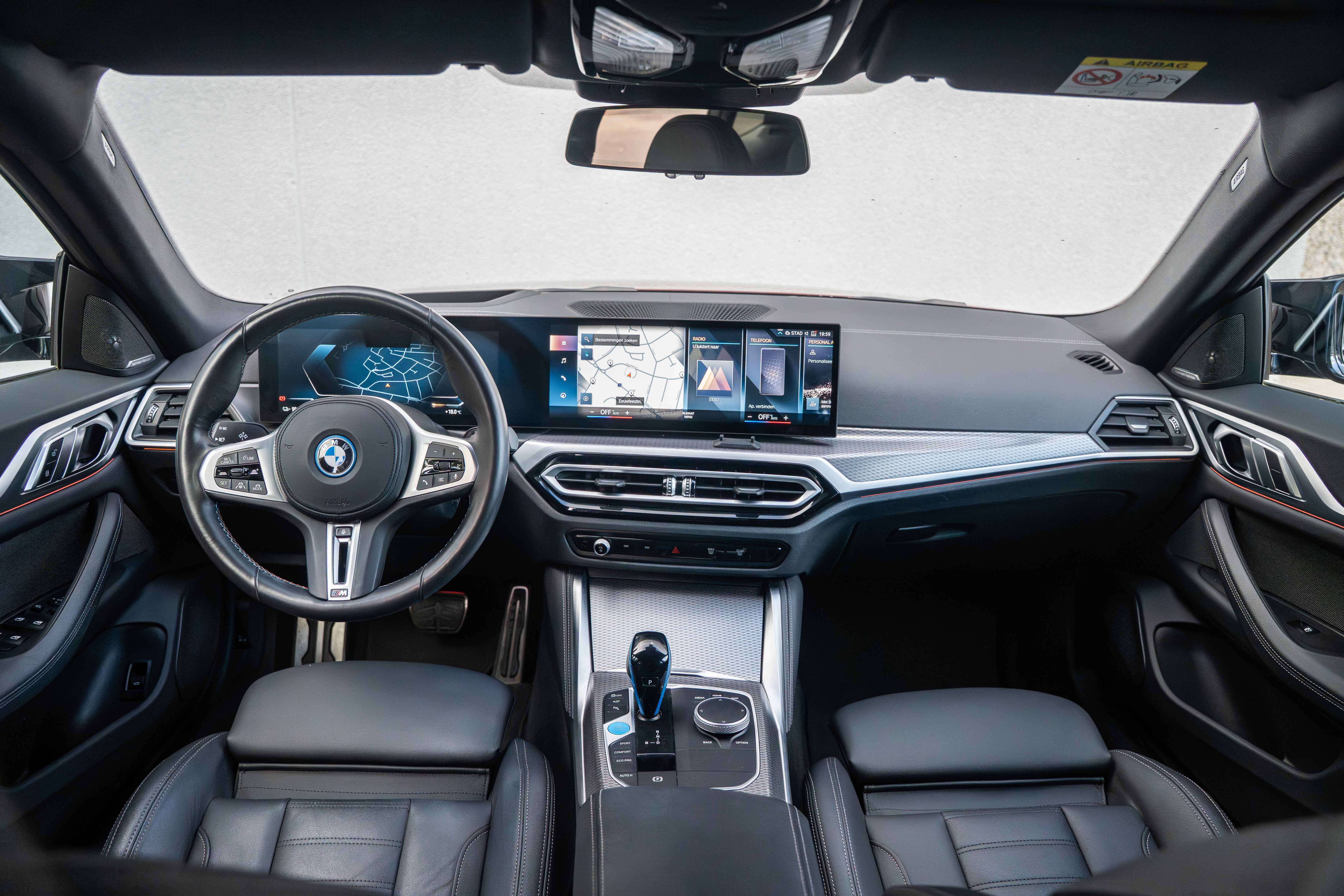 BMW i4 Gran Coupe M50 LASER/H&K/HUD/ACC/360°/KEYLESS/TREKHAAK