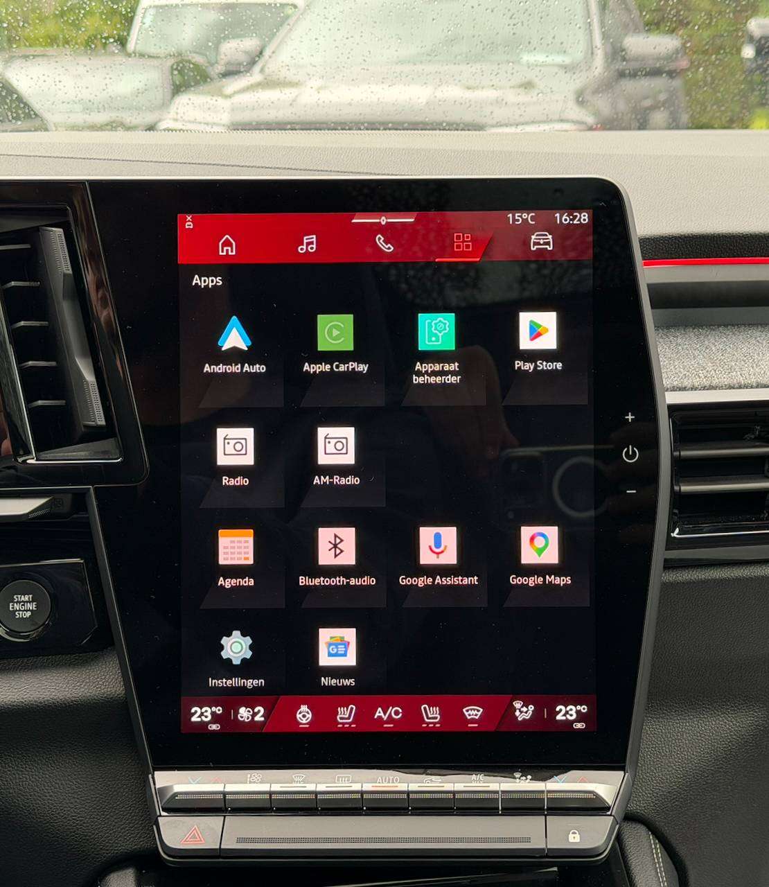 Renault Austral MHEV TECHNO FACELIFT 20" PANO CAMERA APPLE CARPLAY