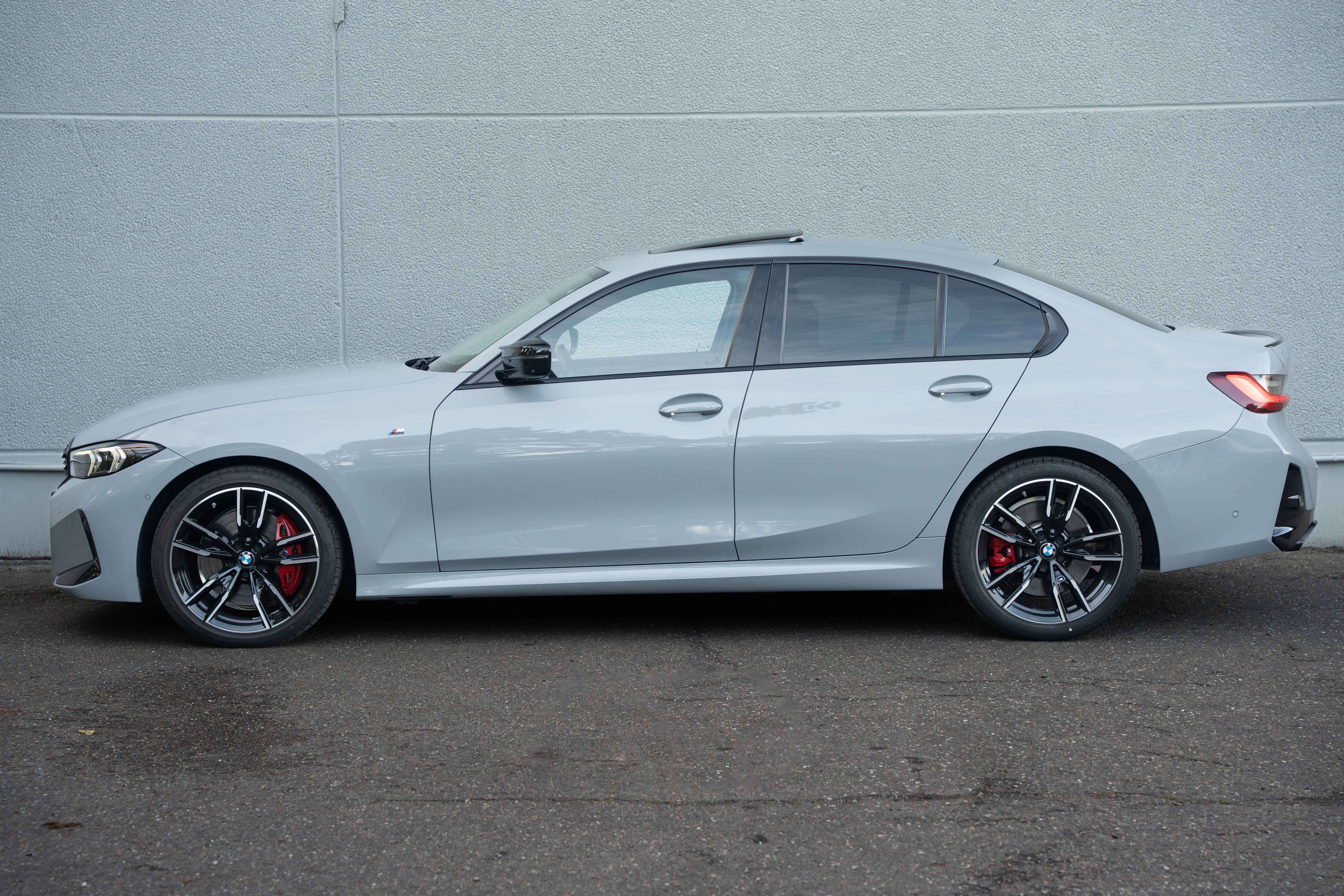 BMW 340 M340i xDrive LASER/OPENDAK/KEYLESS/H&K/360°/ACC/MEMORY/19"