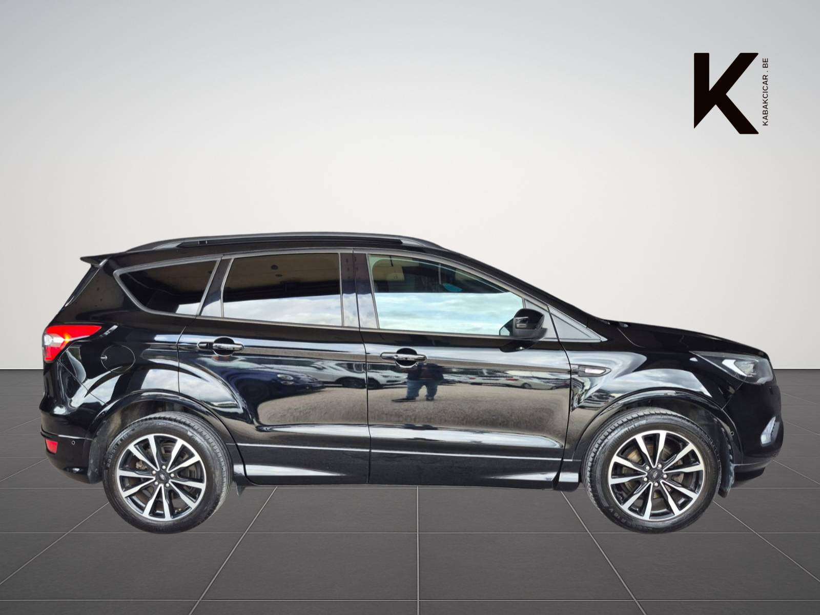 Ford Kuga 1.5 EcoBoost FWD ST Line - Suivi d'Entretien complet avec Garantie 12 Mois