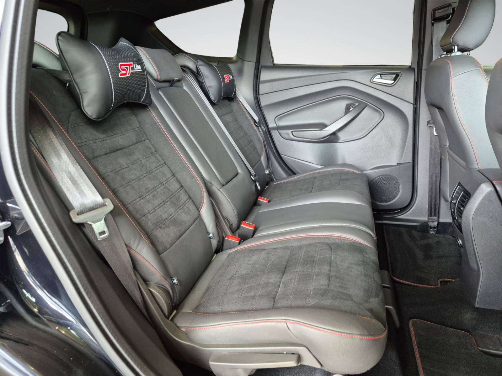 Ford Kuga 1.5 EcoBoost FWD ST Line - Suivi d'Entretien complet avec Garantie 12 Mois