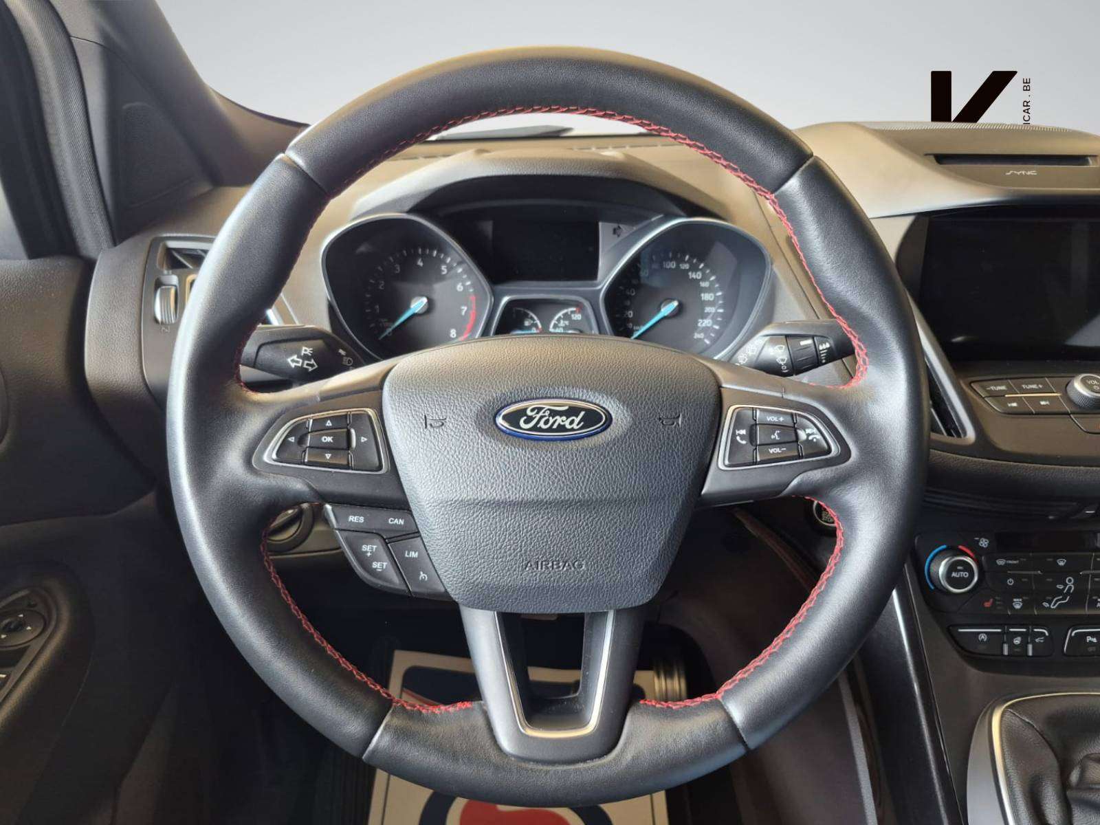 Ford Kuga 1.5 EcoBoost FWD ST Line - Suivi d'Entretien complet avec Garantie 12 Mois