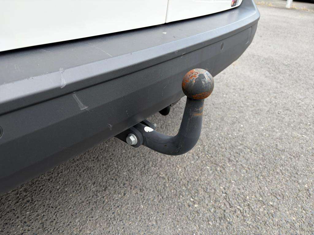 Volkswagen Caddy Caddy Cargo Business 2,0 l TDI EU6 75 kW 6V Empattement Court