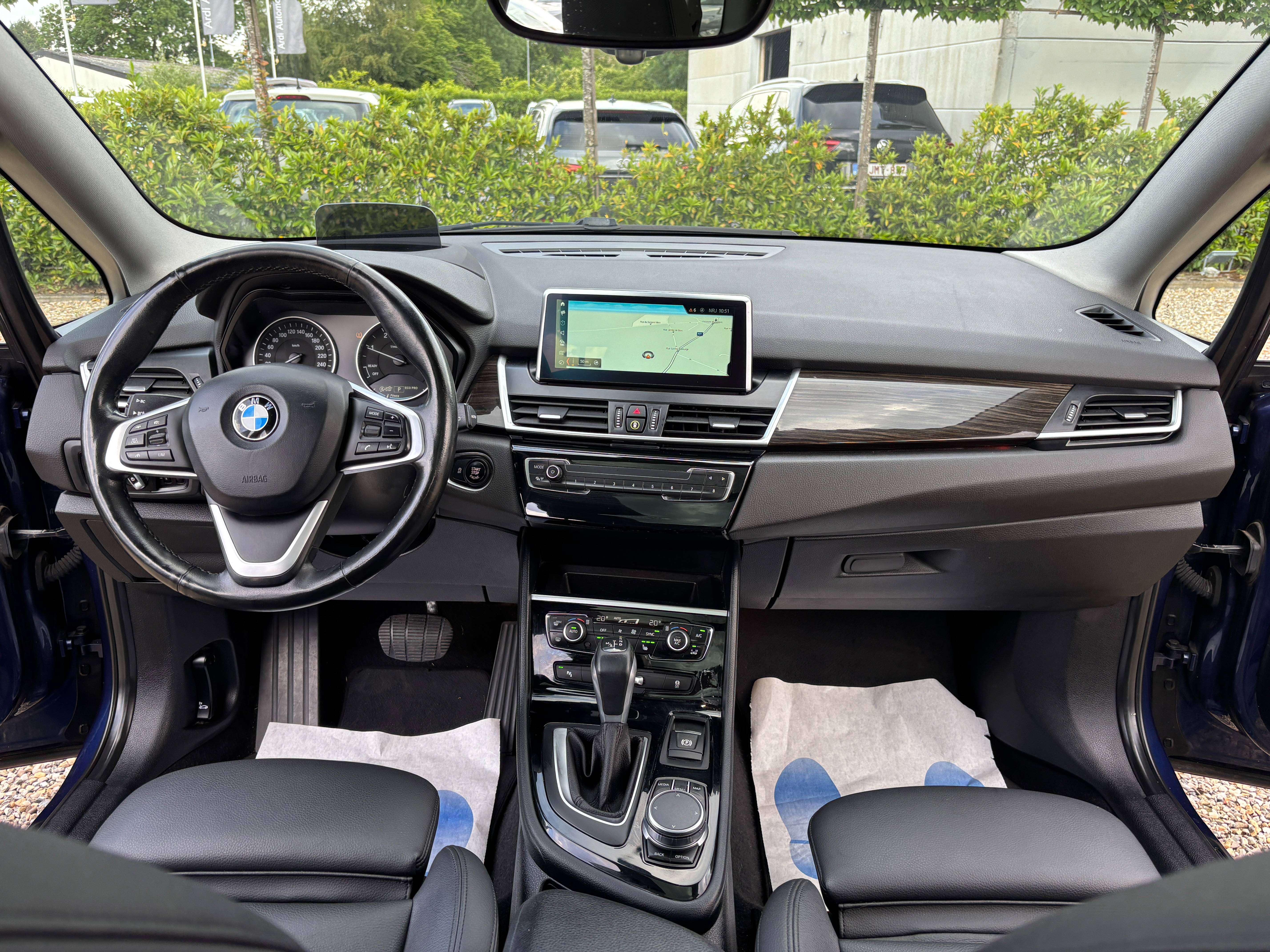 BMW 218 dA Gran Tourer *CARPLAY*TOIT OUV+PANO*SIEGE CHAUFF*GARANTIE*