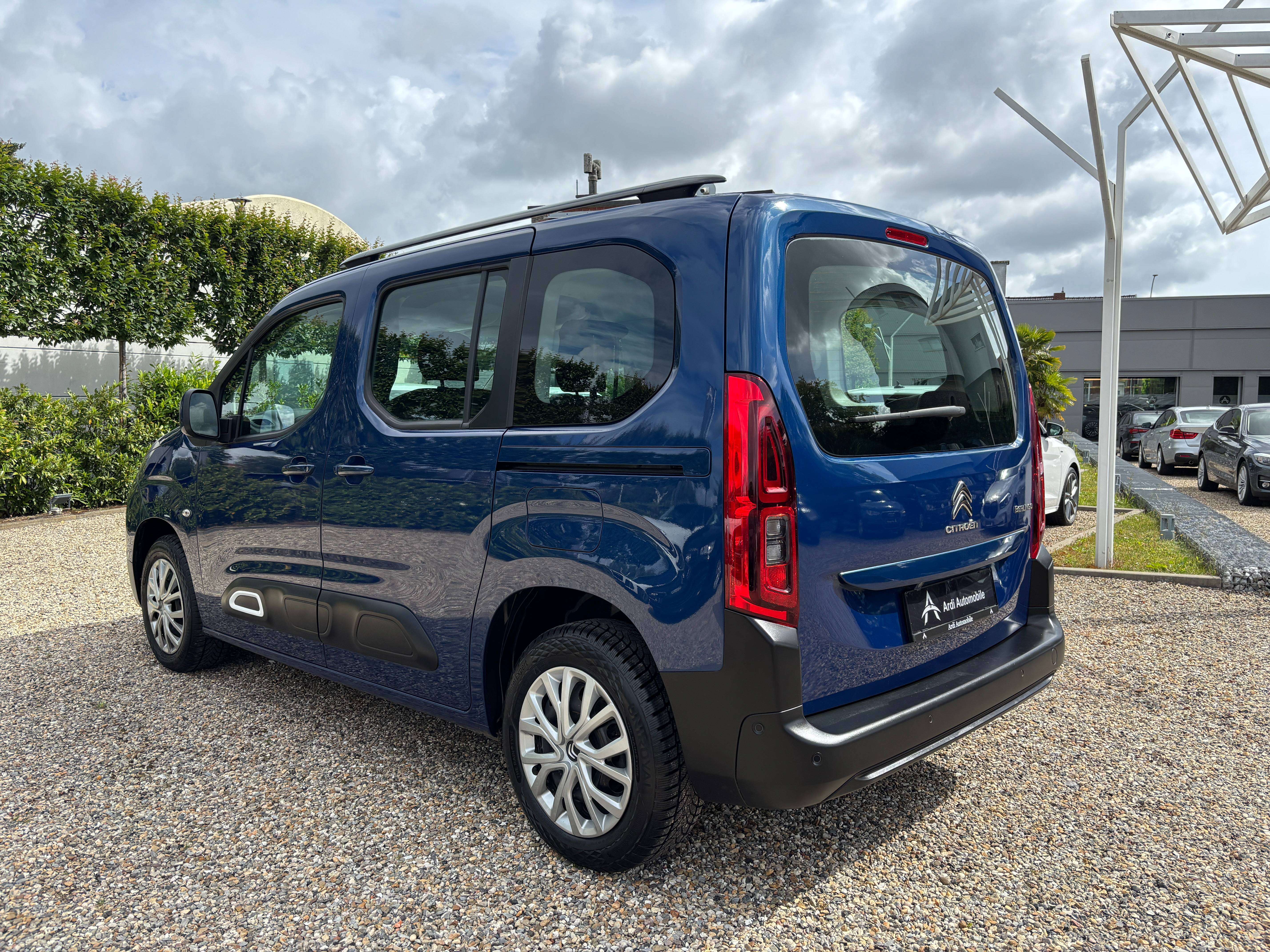 Citroen Berlingo 1.5 BlueHDi *CARPLAY*FRONT ASSIST*CAMERA*1ER PROPRIO*GARANTIE*