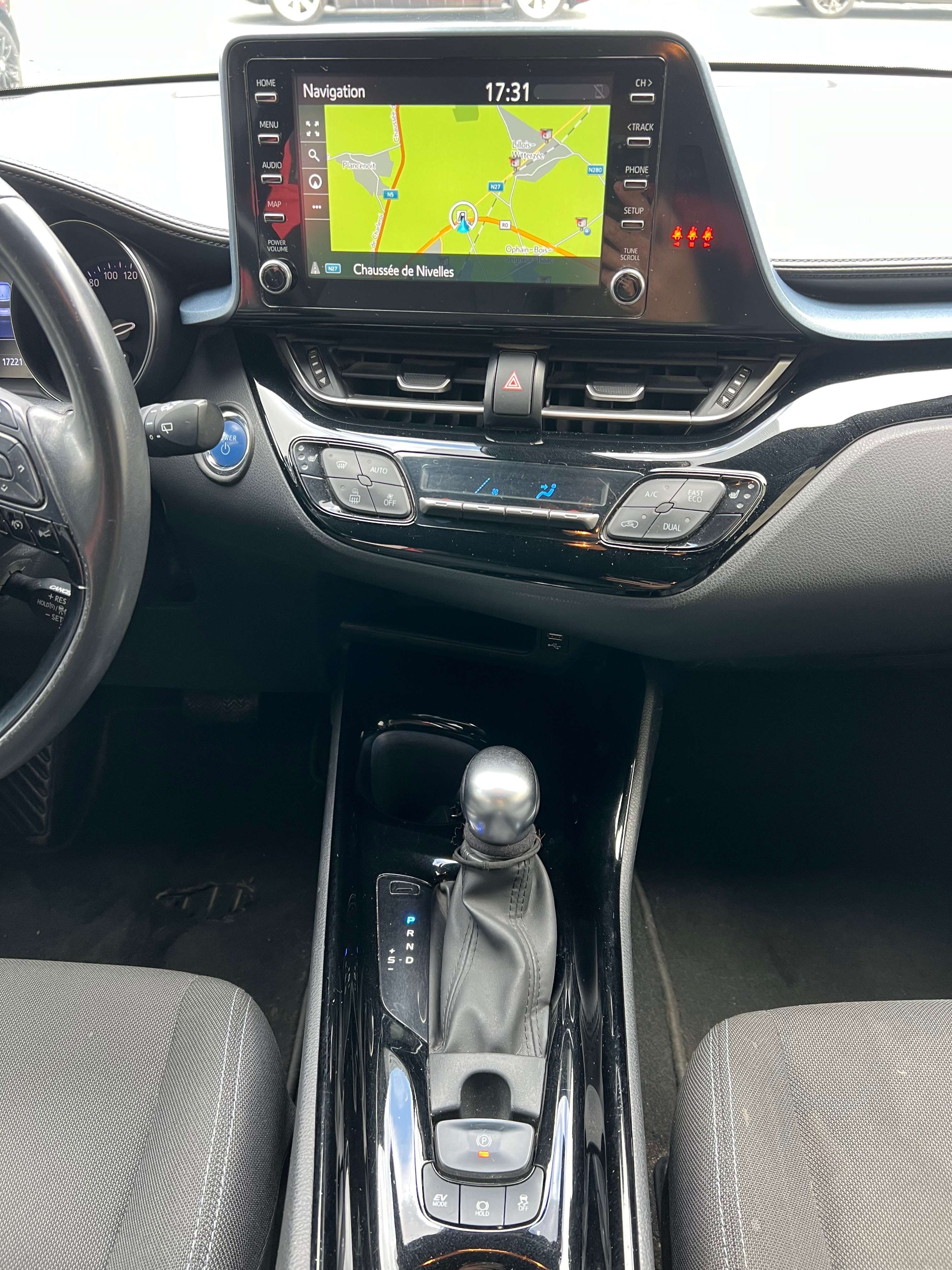 Toyota C-HR Hybrid 2.0i VVT-i E-CVT +CAMÉRA +NAVI