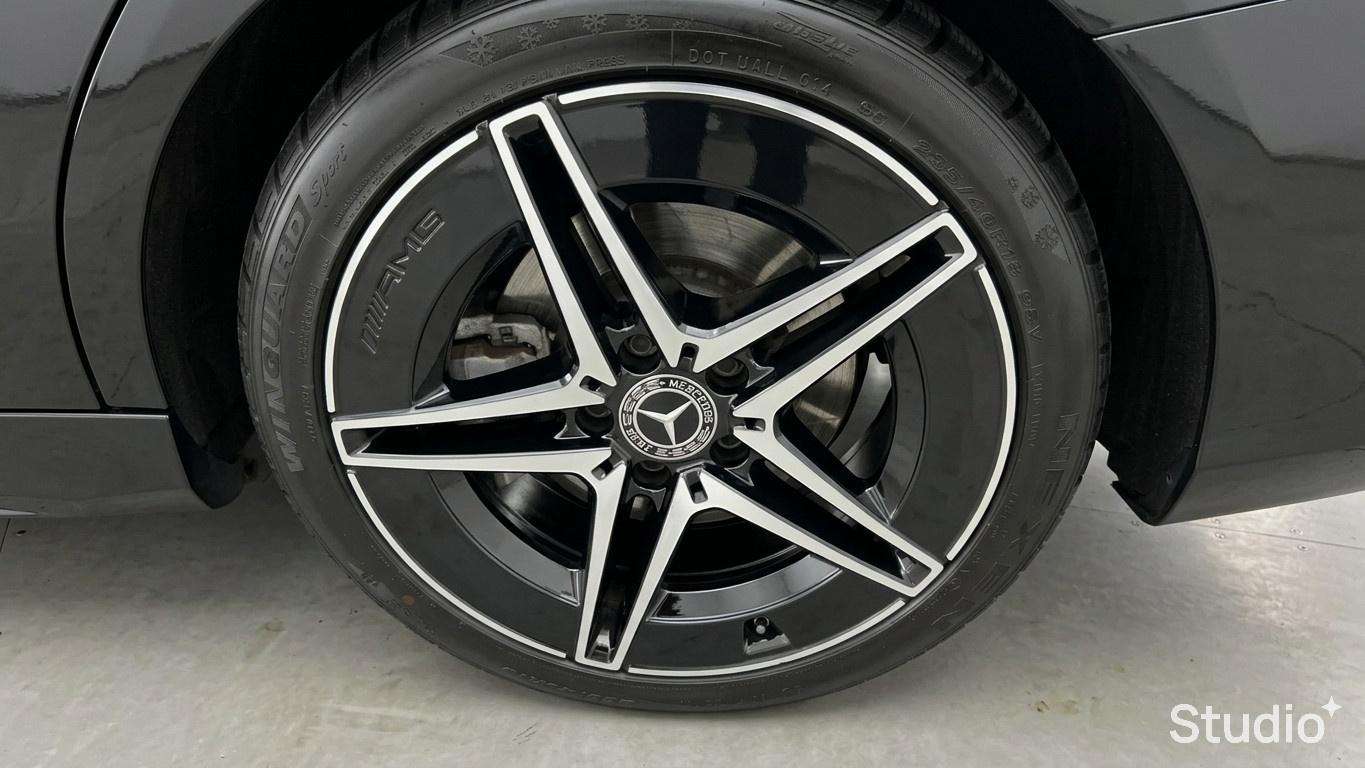 Mercedes-Benz C 200 C 200d AMG Line