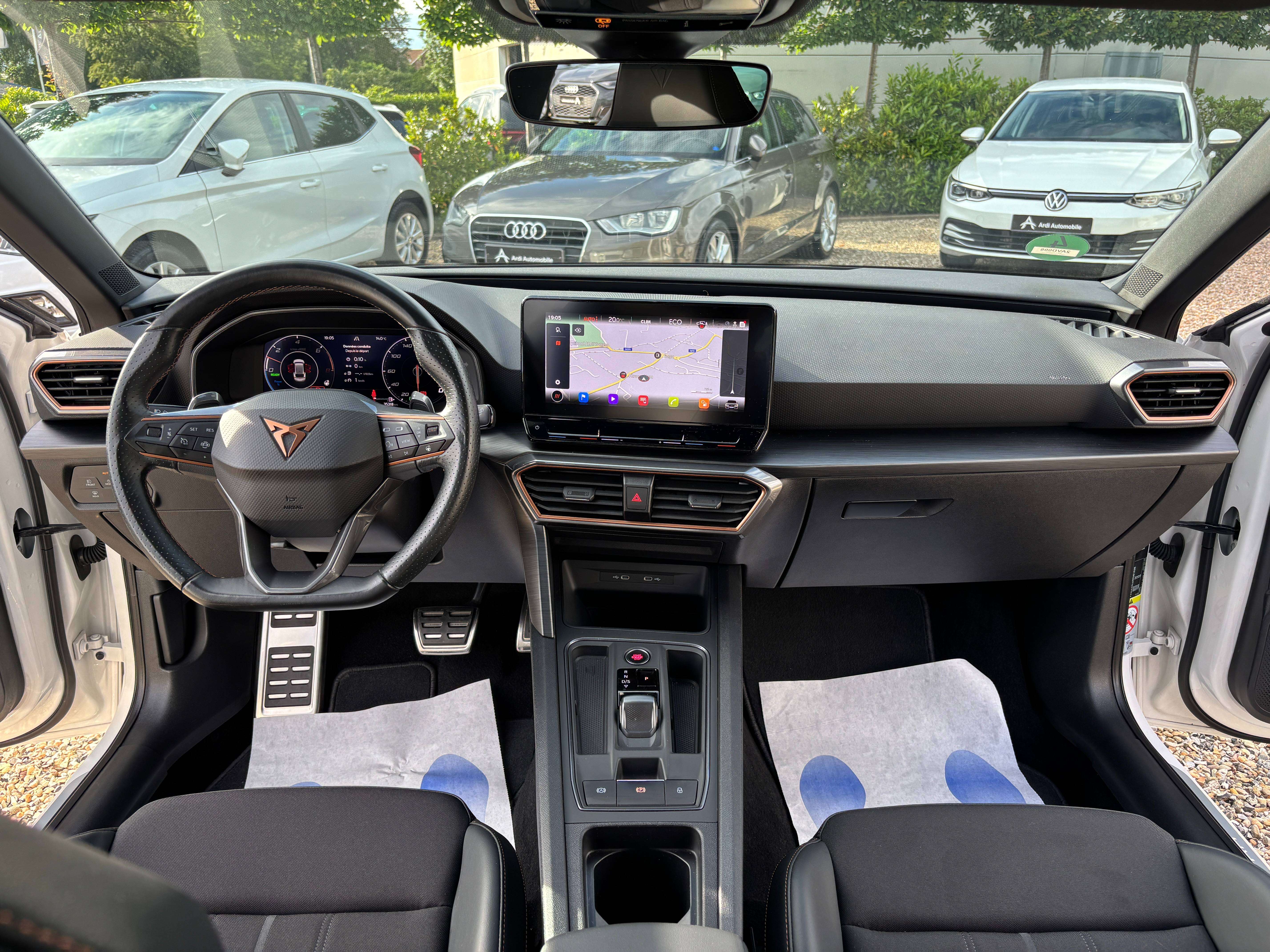 CUPRA Leon e-Hybrid 1.4 DSG *CARPLAY*VOLANT CHAUFF*CAMERA*LED*GARANTIE*