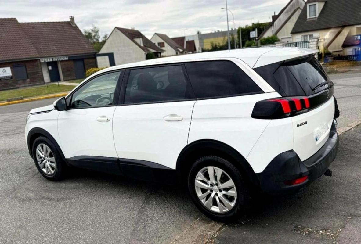 Peugeot 5008 1.2 PT 130 CV Active Business 8325HT