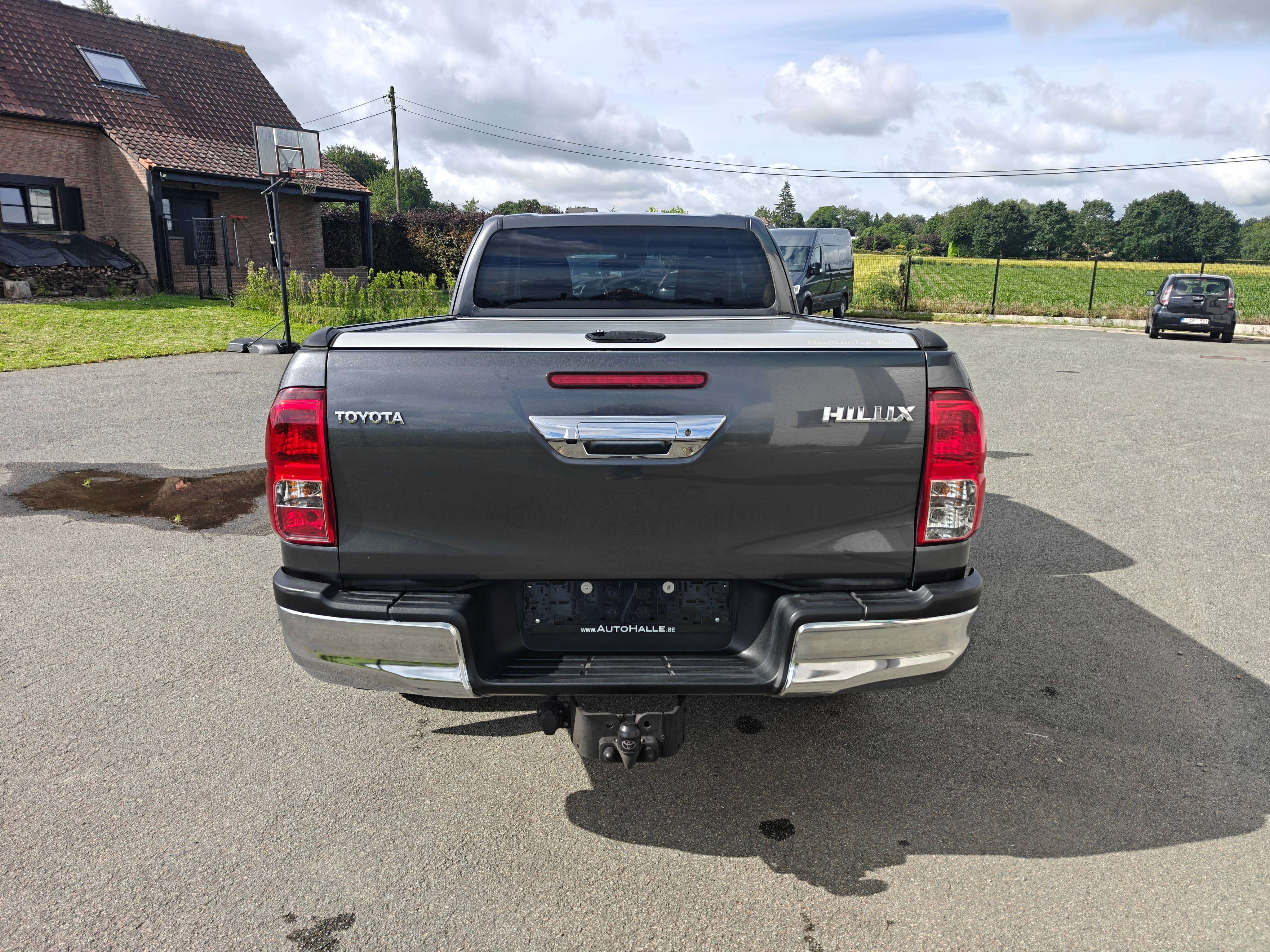 Toyota Hilux 2.4 D-4D 4WD extended cabine 4 PL - AIRCO/CAMERA CRUISE - PARFAIT ETAT!