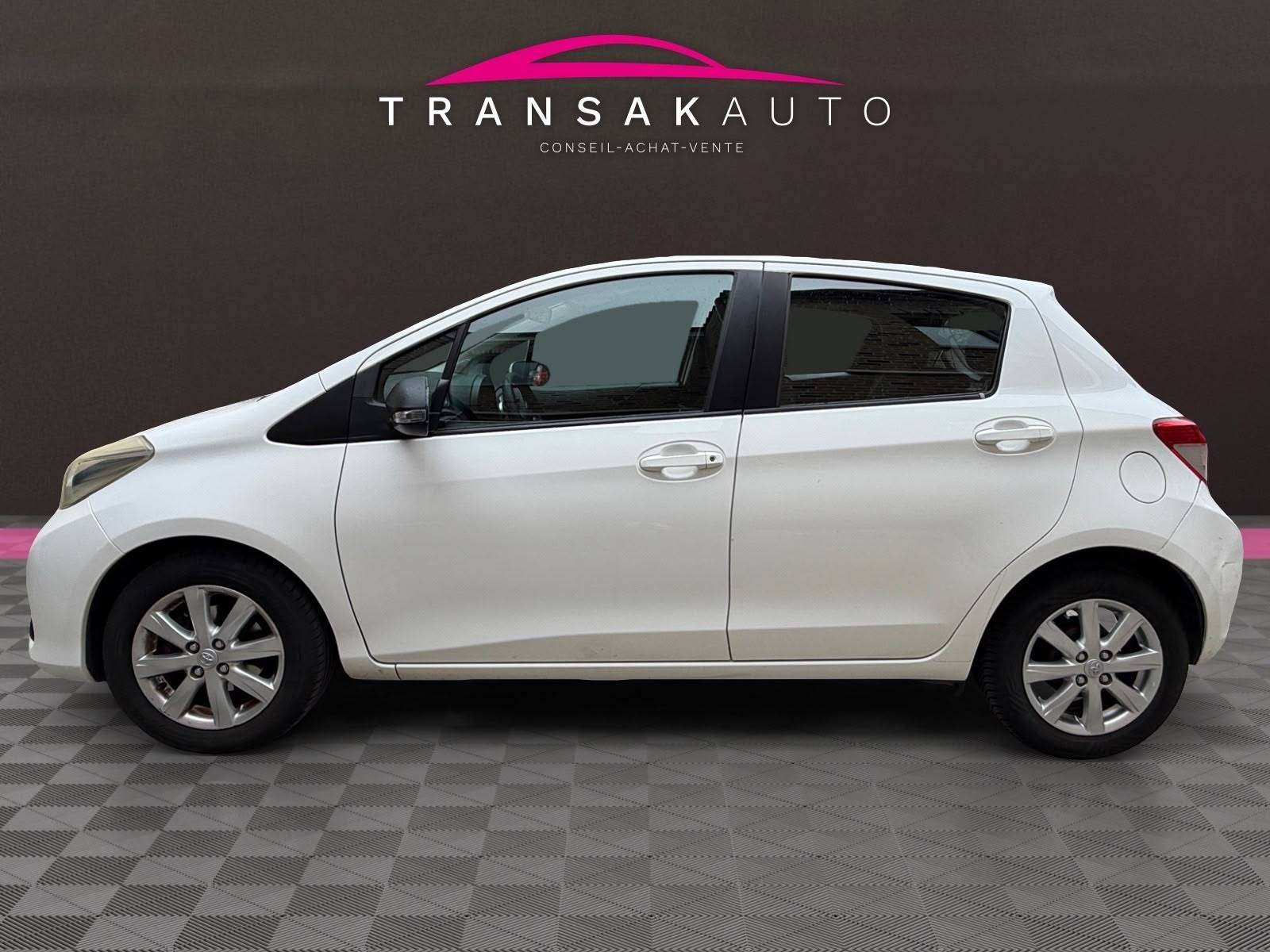 Toyota Yaris Yaris 1.0i VVT-i / Véhicule belge / Carnet complet