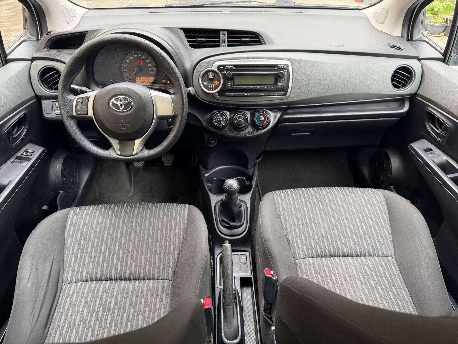 Toyota Yaris Yaris 1.0i VVT-i / Véhicule belge / Carnet complet