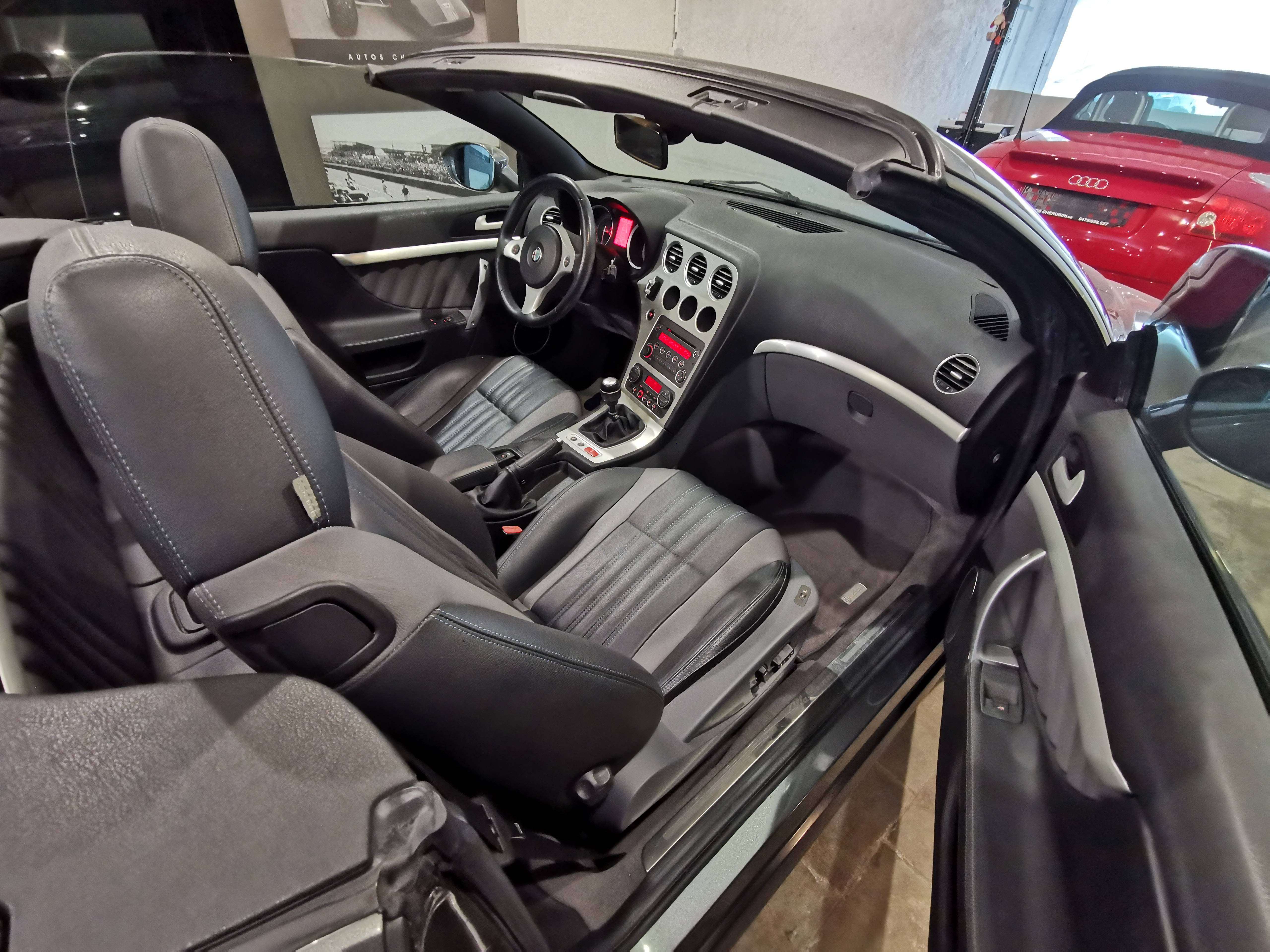 Alfa Romeo Spider Spider 2.2i JTS Exclusive