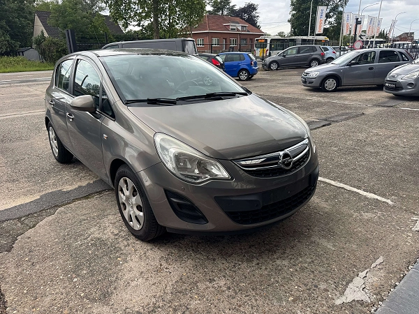 Opel Corsa 1.4i * 86dKM * PDC * Airco * Garantie