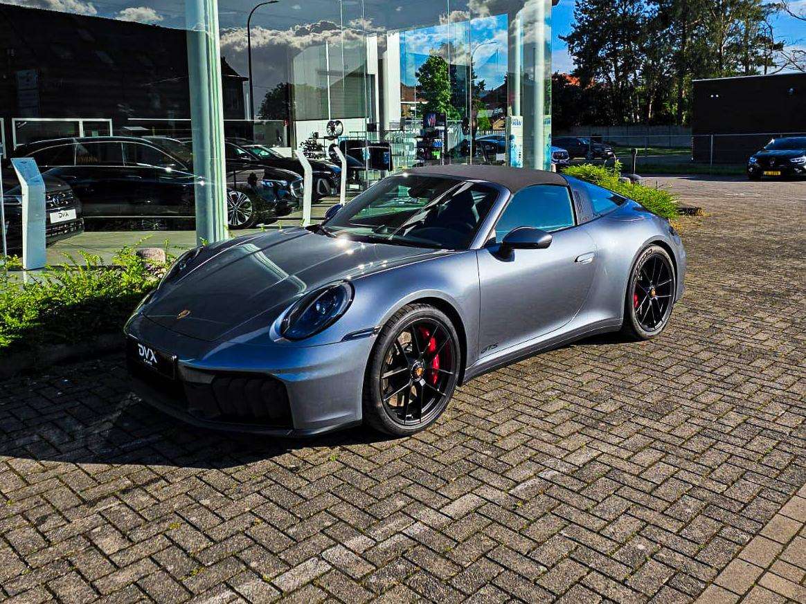 Porsche 992 992.2 Targa 4 GTS / Sport Chrono Plus / Camera / Porsche Garantie