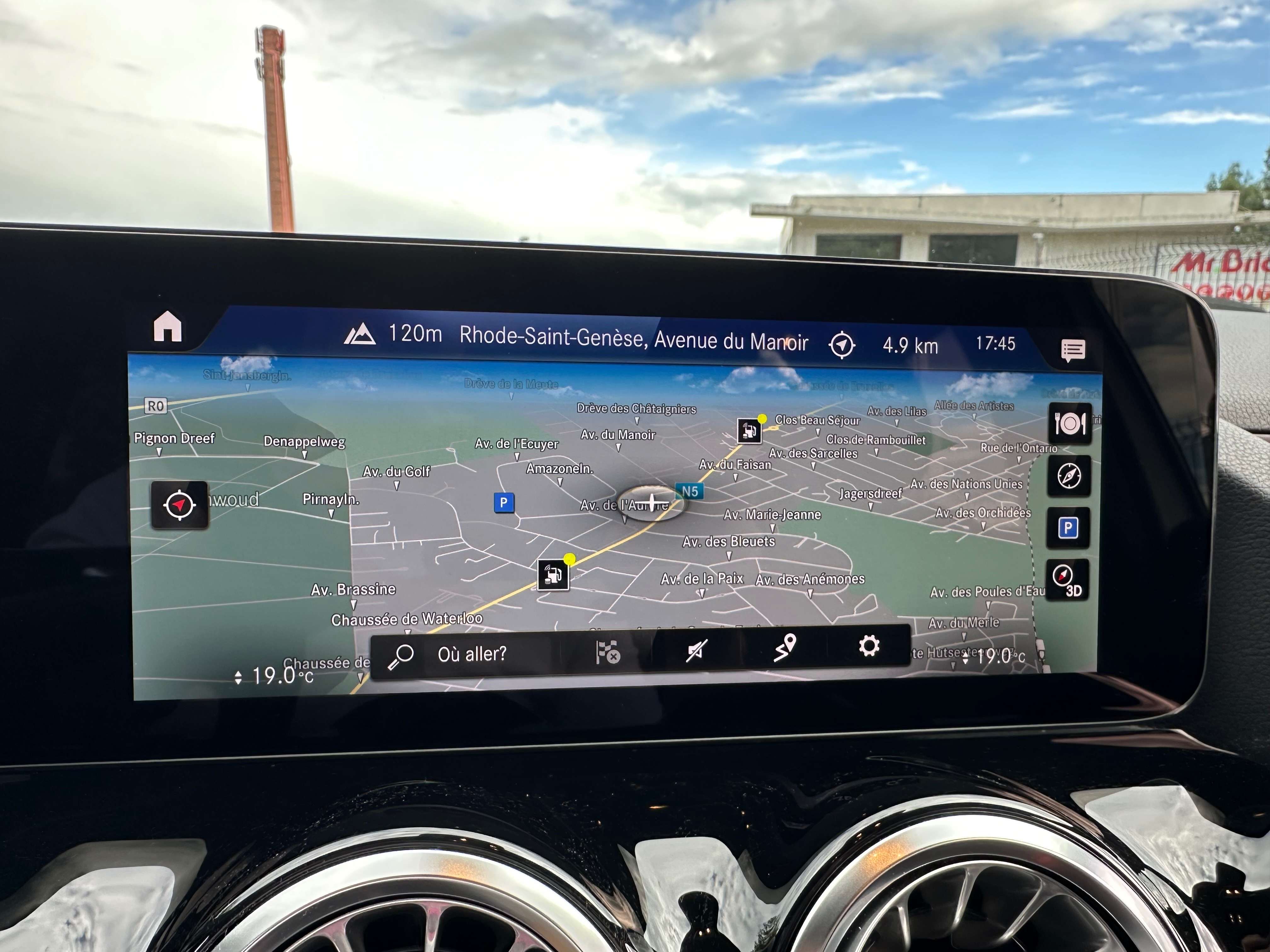 Mercedes-Benz GLA 180 2.0*PACK AMG*AMBIENT LIGHT*SIEG CHAUFF*CAM*GARANTIE