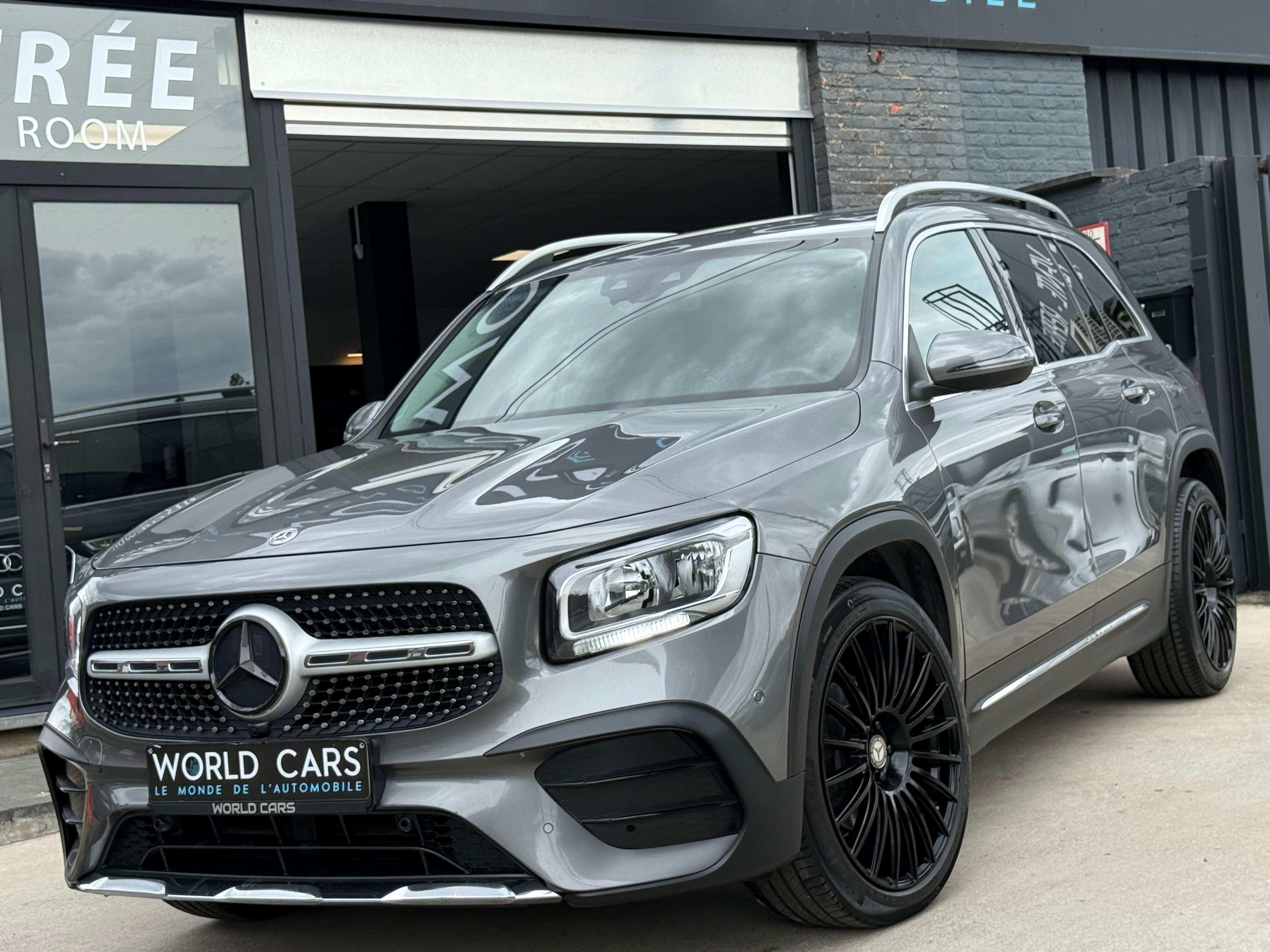 Mercedes-Benz GLB 180 PACK AMG - COCKPIT - LINE ASSIST - ANGLES MORT - GARANTIE 12MOIS