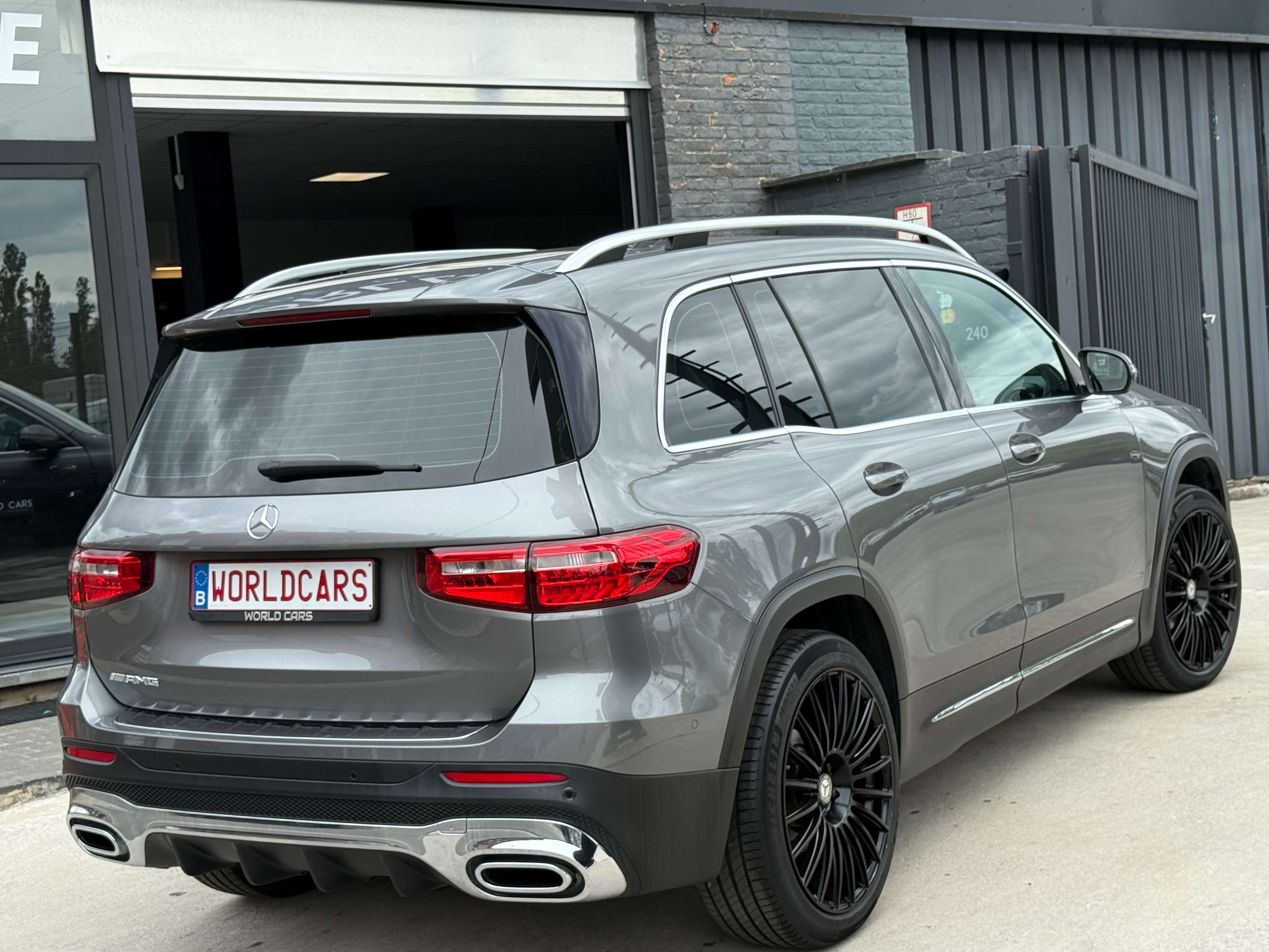 Mercedes-Benz GLB 180 PACK AMG - COCKPIT - LINE ASSIST - ANGLES MORT - GARANTIE 12MOIS