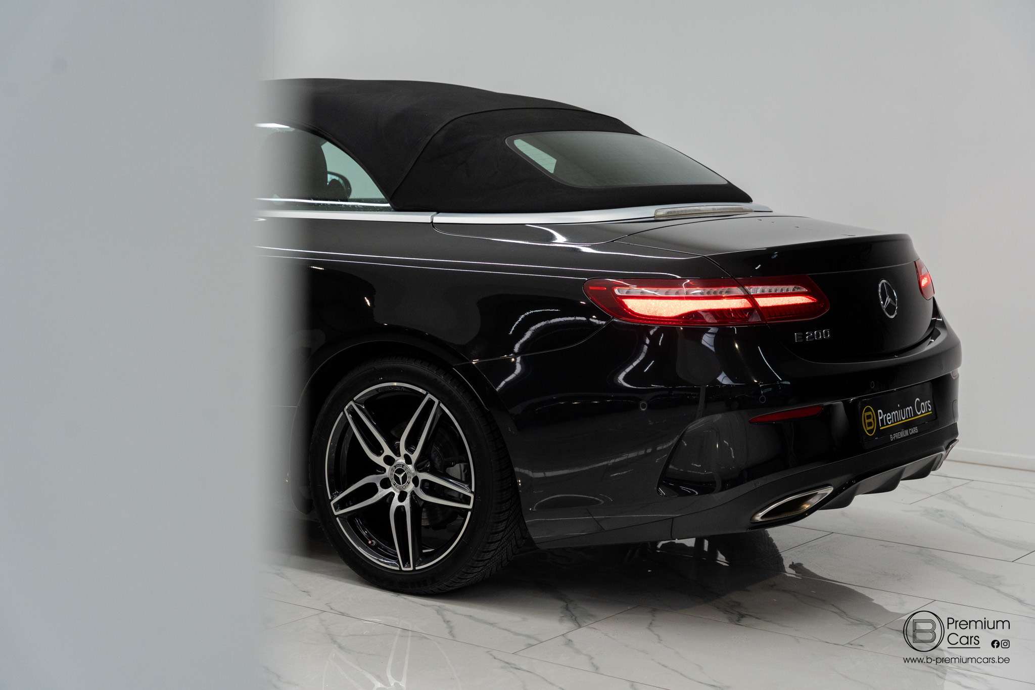 Mercedes-Benz E 200 I cabrio AMG line! Cruise, Leder, Sfeer, Navi!