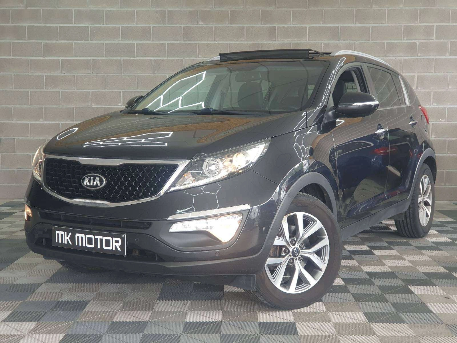 Kia Sportage 🟢1.7 DIESEL 116CV - 1ER MAIN - FULL CARNET - TOIT OUVRANT