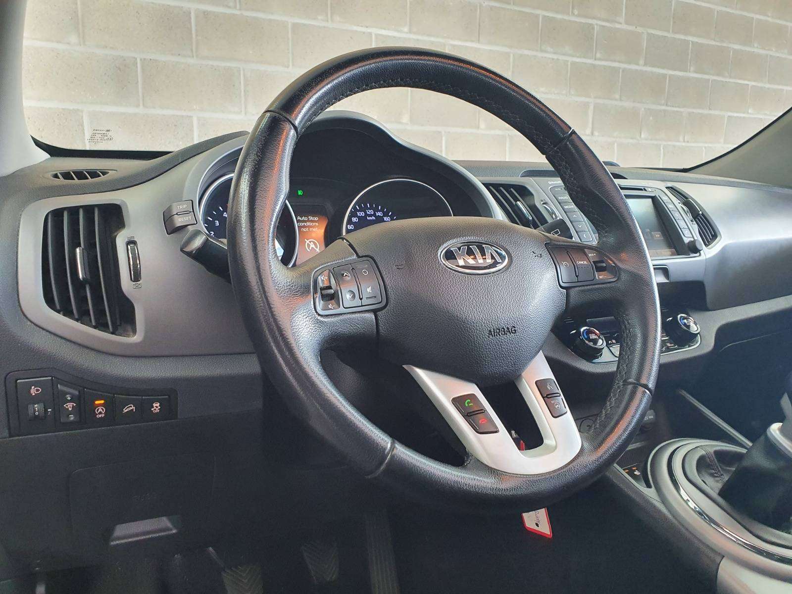 Kia Sportage 🟢1.7 DIESEL 116CV - 1ER MAIN - FULL CARNET - TOIT OUVRANT