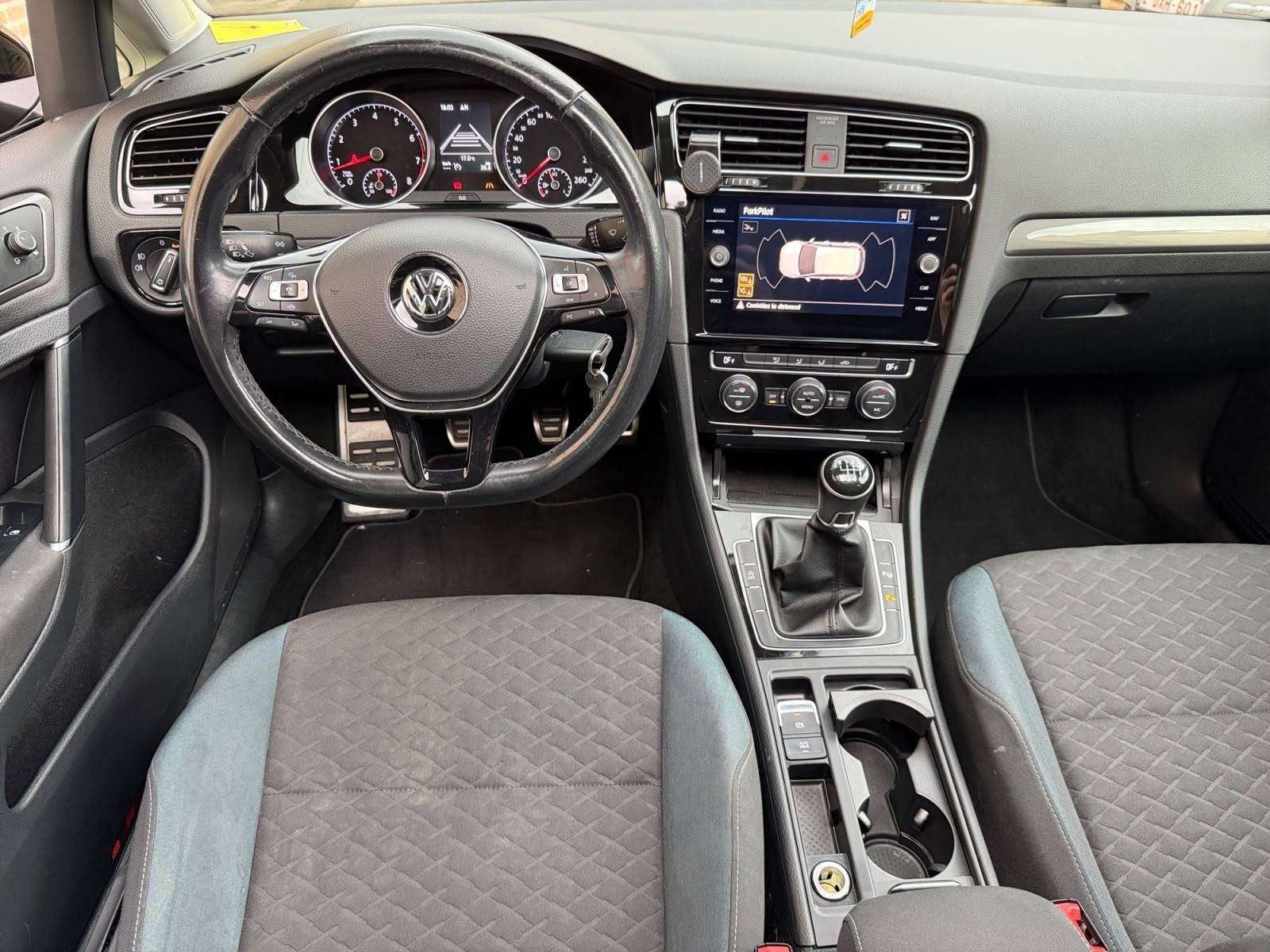 Volkswagen Golf Golf 1.5 TSI BM IQ DRIVE / Toit Ouvrant / 1er Prop / Garantie 12 Mois