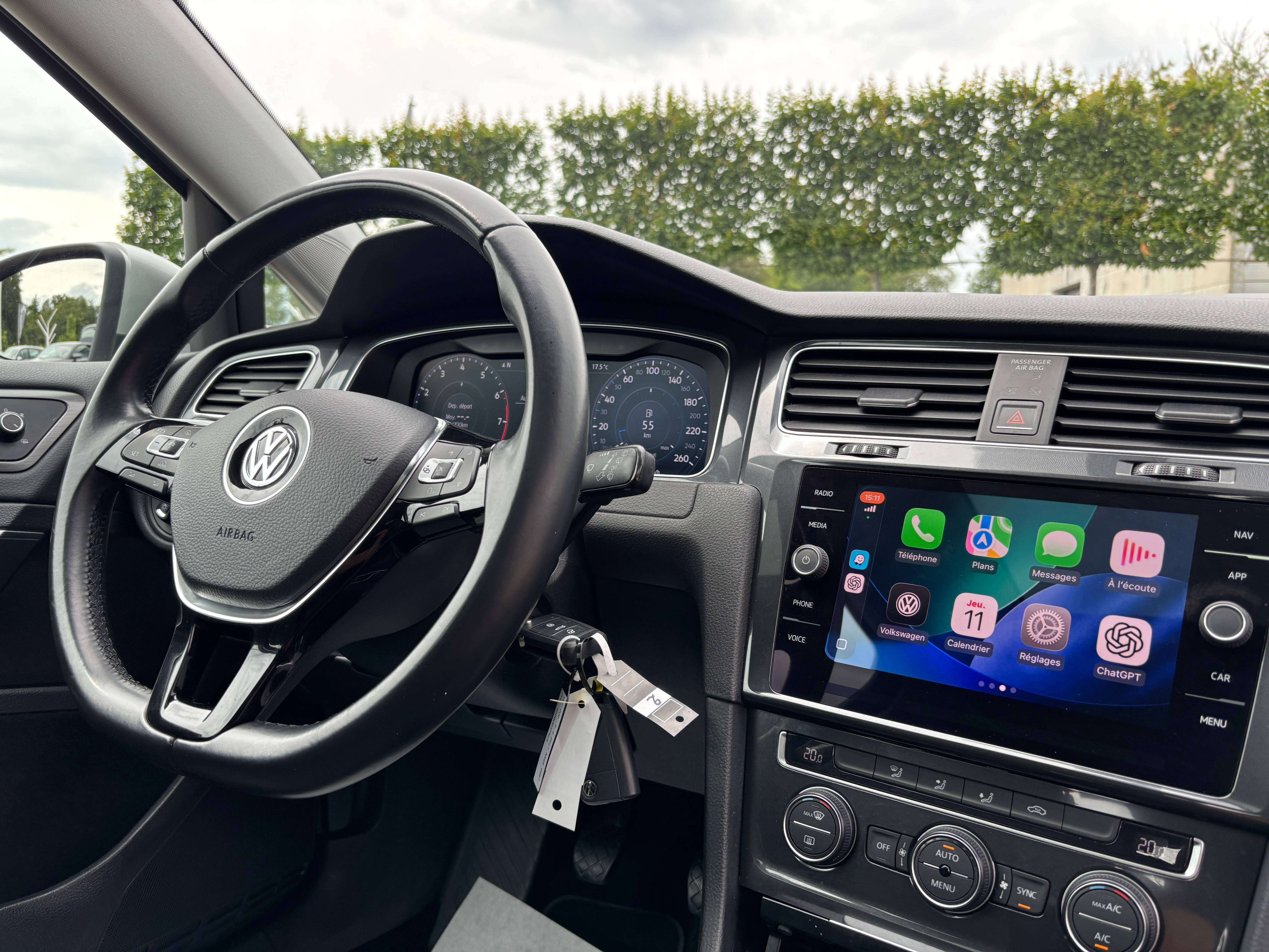 Volkswagen Golf 1.0 TSI *CARPLAY*TOIT OUV*CAMERA*ACC*1ER PROPRIO*GARANTIE*