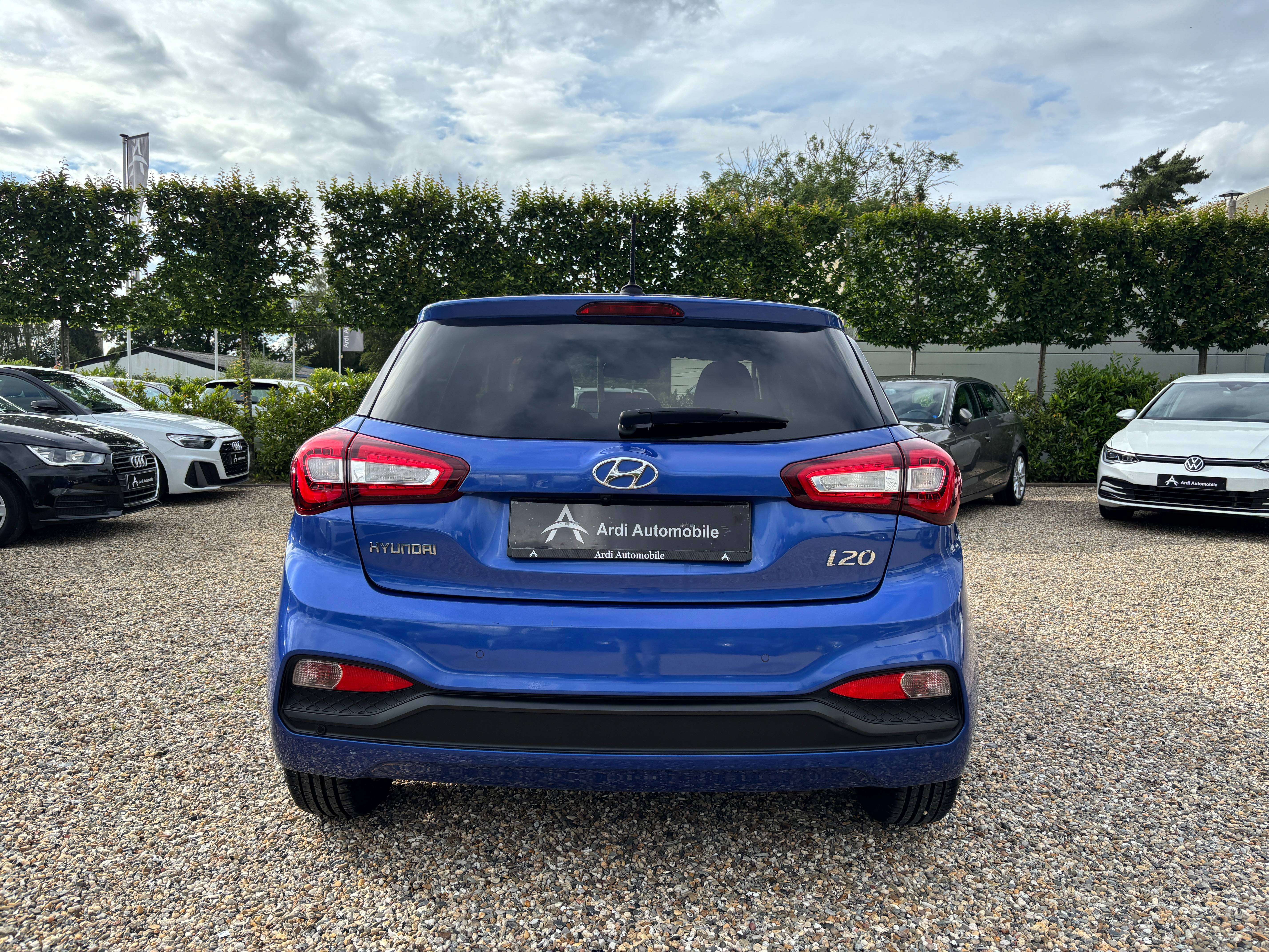 Hyundai i20 1.2i *CARPLAY*SIEGE+VOLANT CHAUFF*CAMERA*GARANTIE*