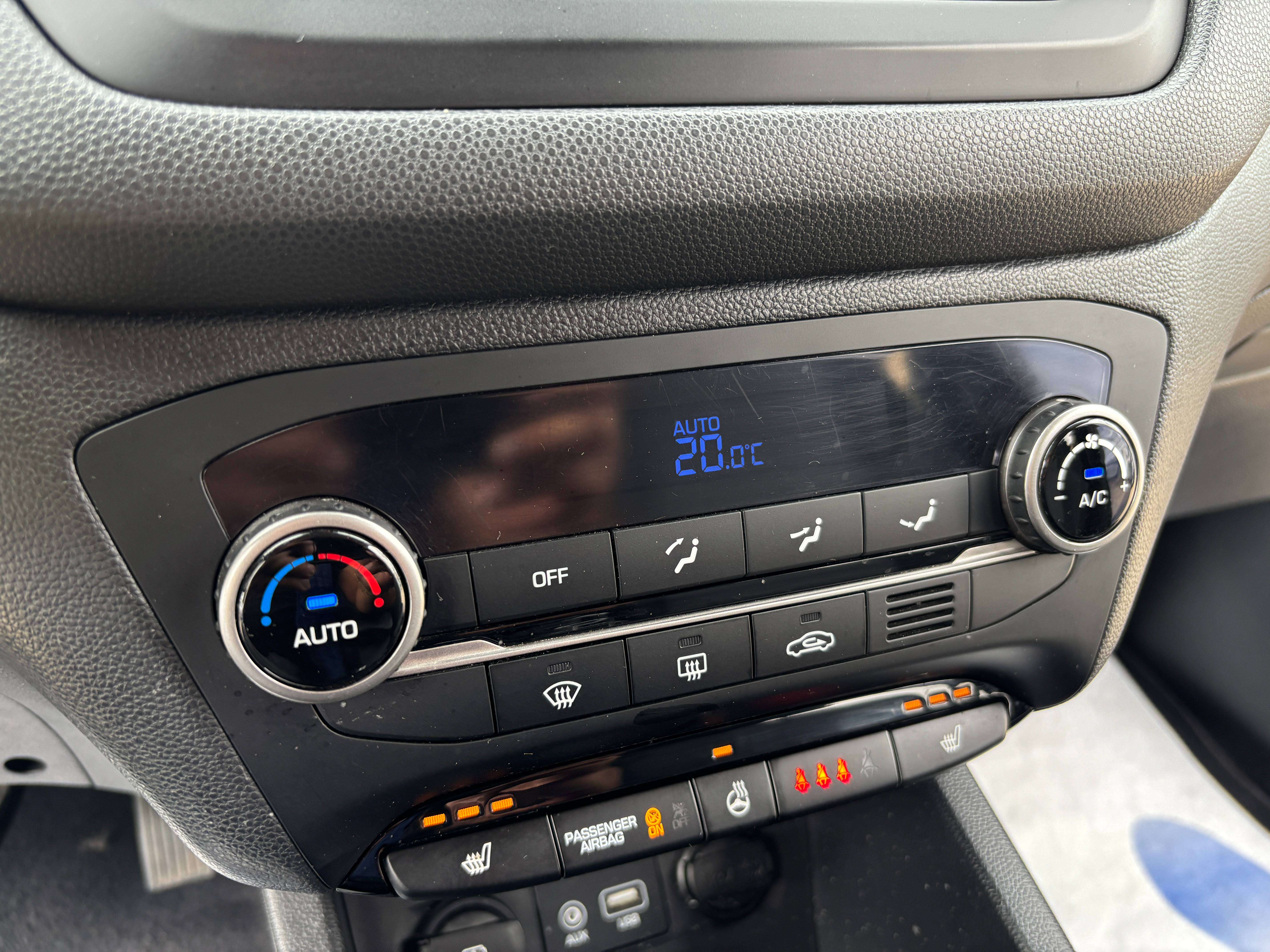 Hyundai i20 1.2i *CARPLAY*SIEGE+VOLANT CHAUFF*CAMERA*GARANTIE*