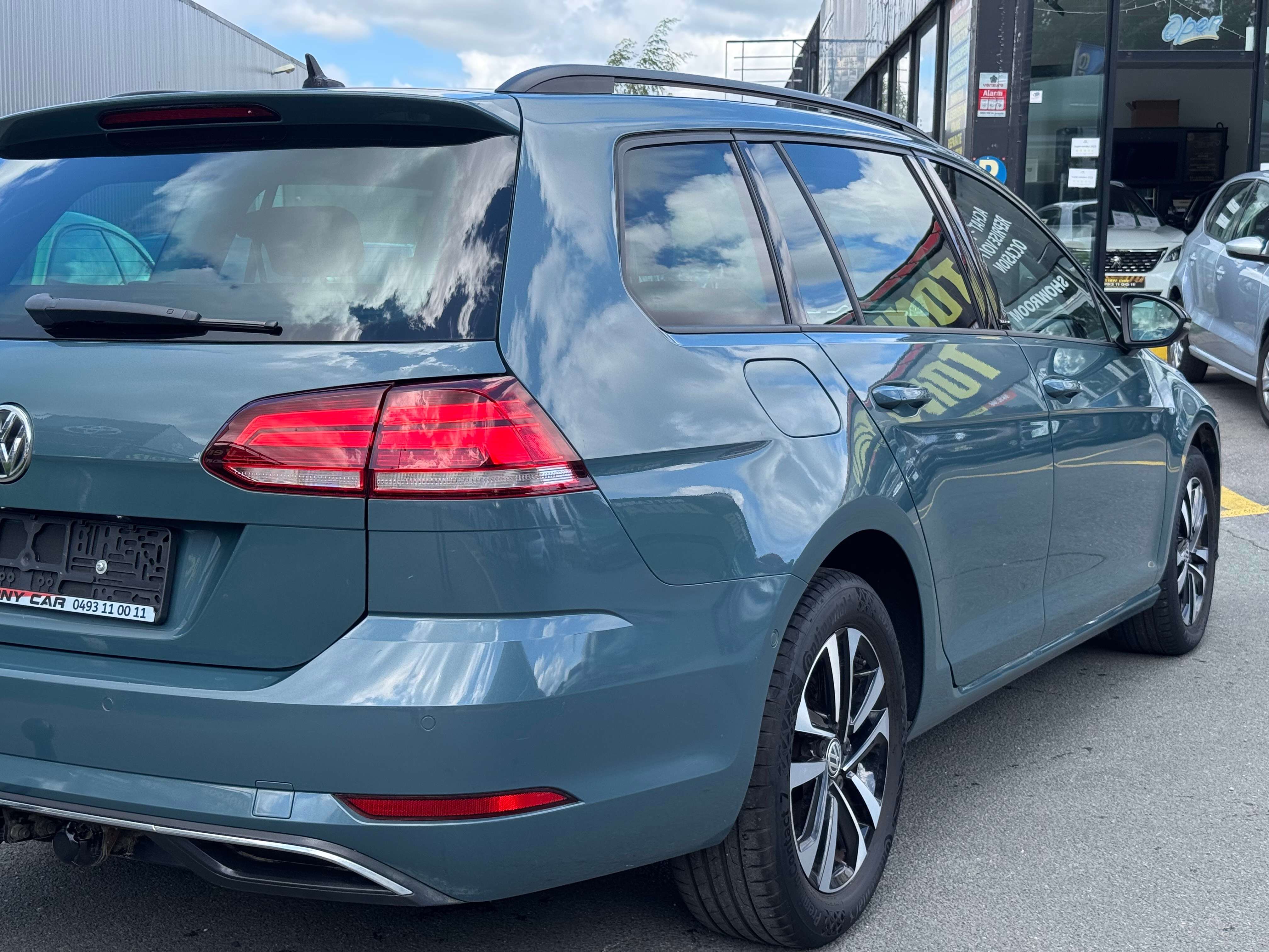 Volkswagen Golf Variant Golf SW 1.0 TSI IQ Drive/Camera/Navigation