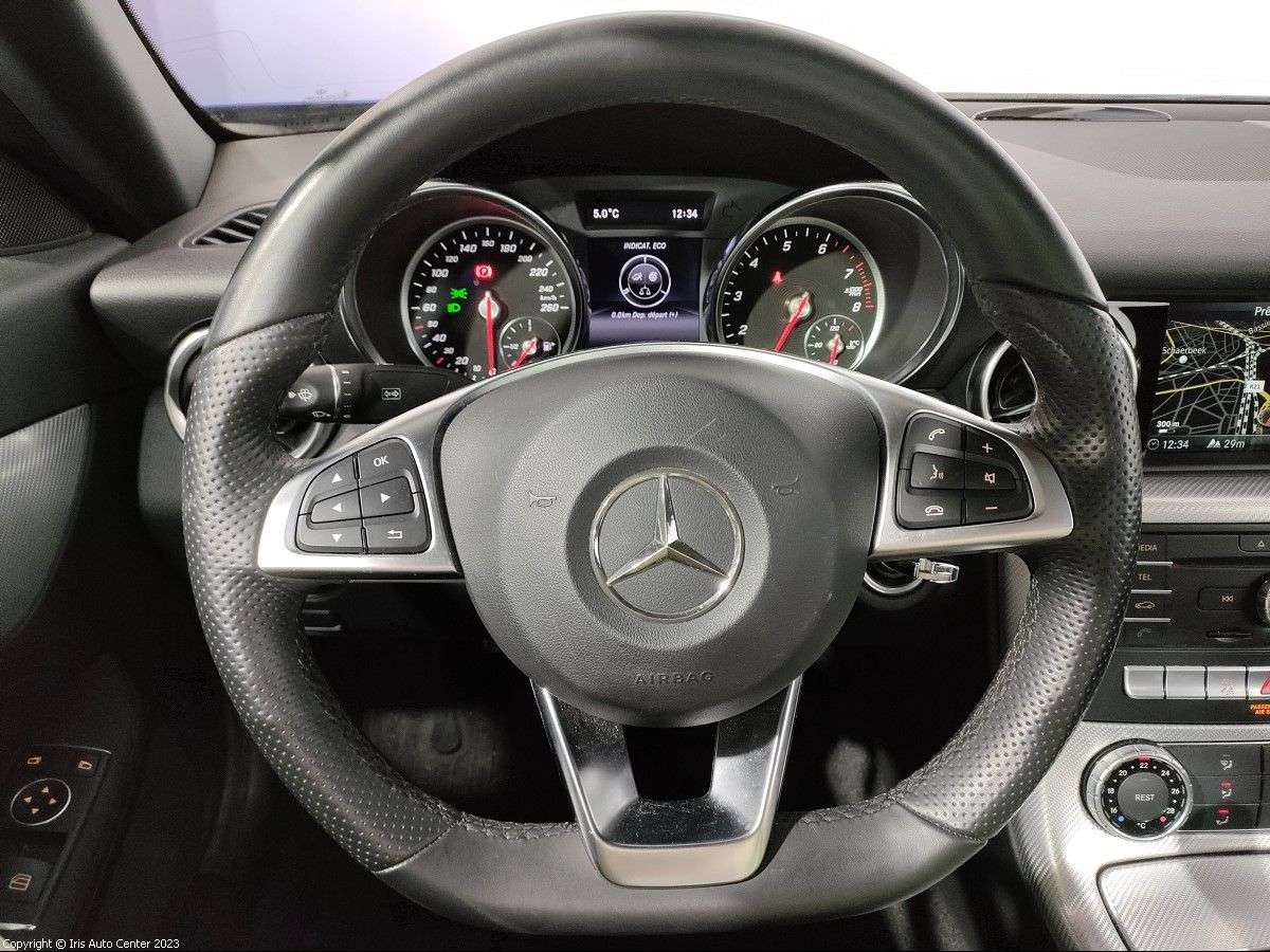 Mercedes-Benz SLC 180 1.6 |TOIT PANO| NAVI | CAPTEUR AV-AR | BLUETOOTH
