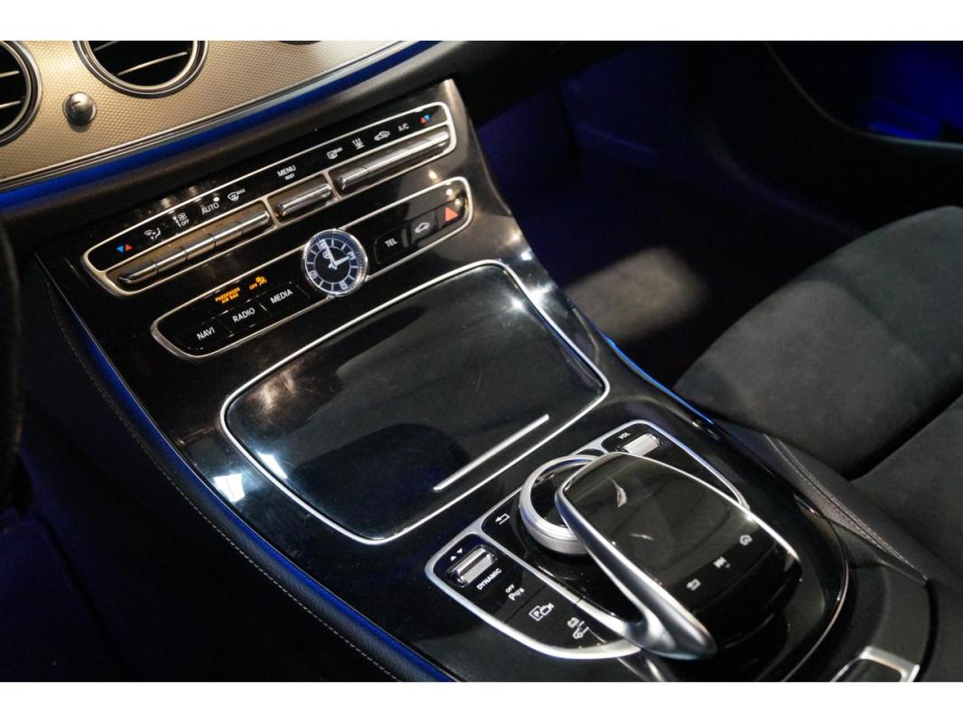 Mercedes-Benz Classe E 350 - BVA 9G-Tronic BERLINE BM 213 Fascination PHASE 1