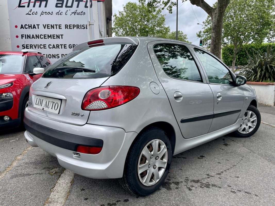 Peugeot 206+ 1.4 HDI 70 URBAN
