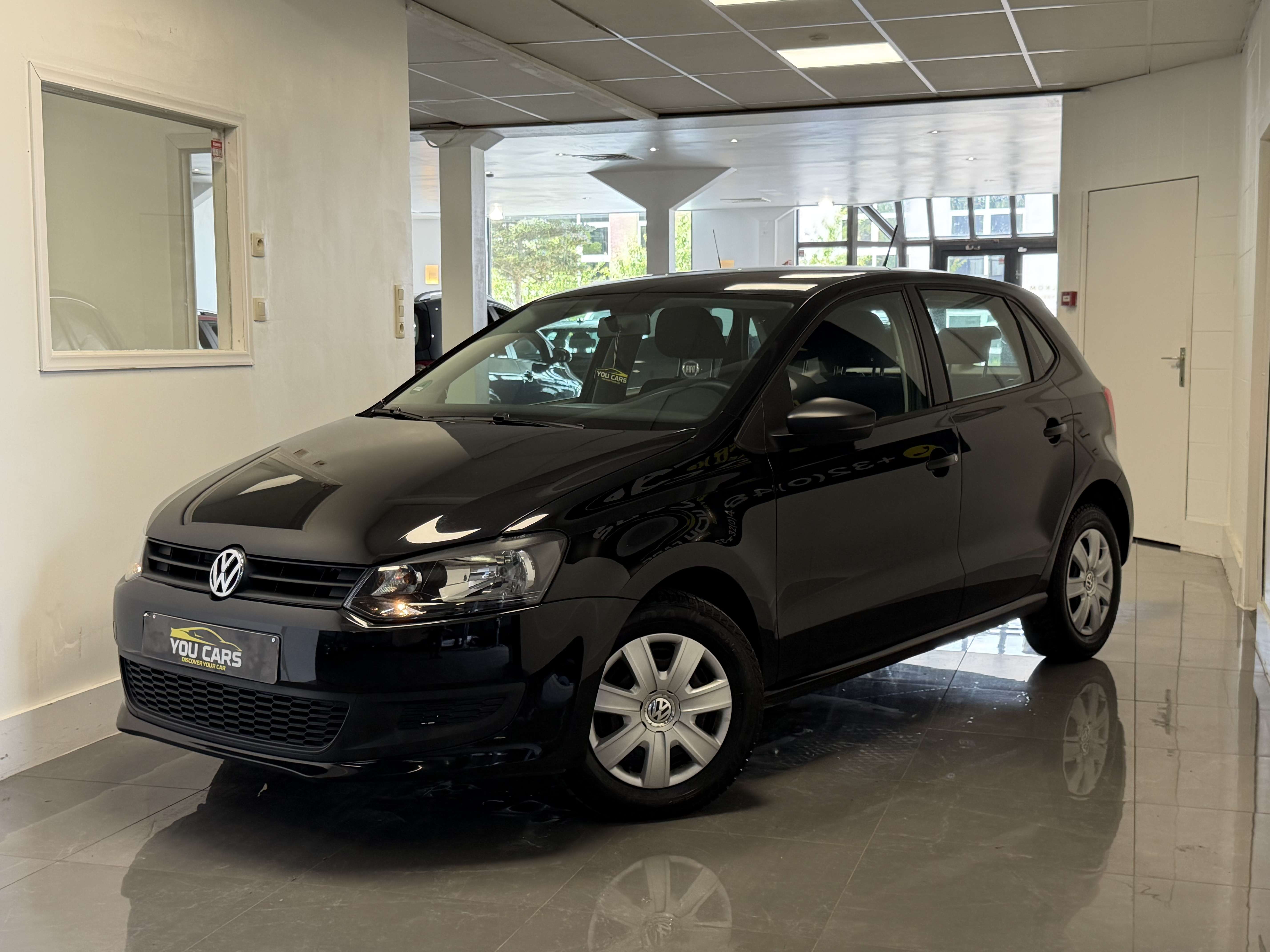 Volkswagen Polo 1.2i Trendline 1 Jaar Garantie