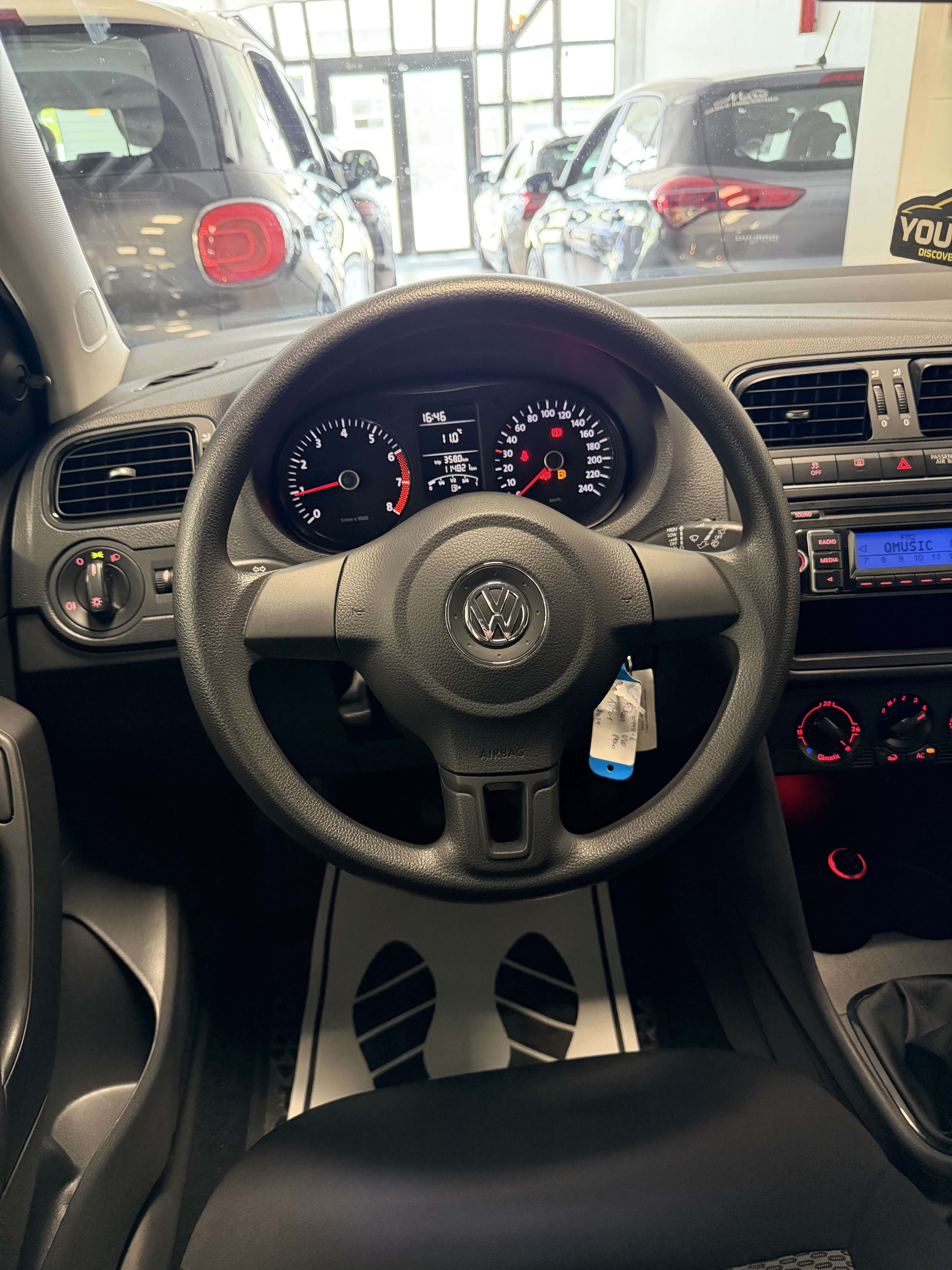 Volkswagen Polo 1.2i Trendline 1 Jaar Garantie
