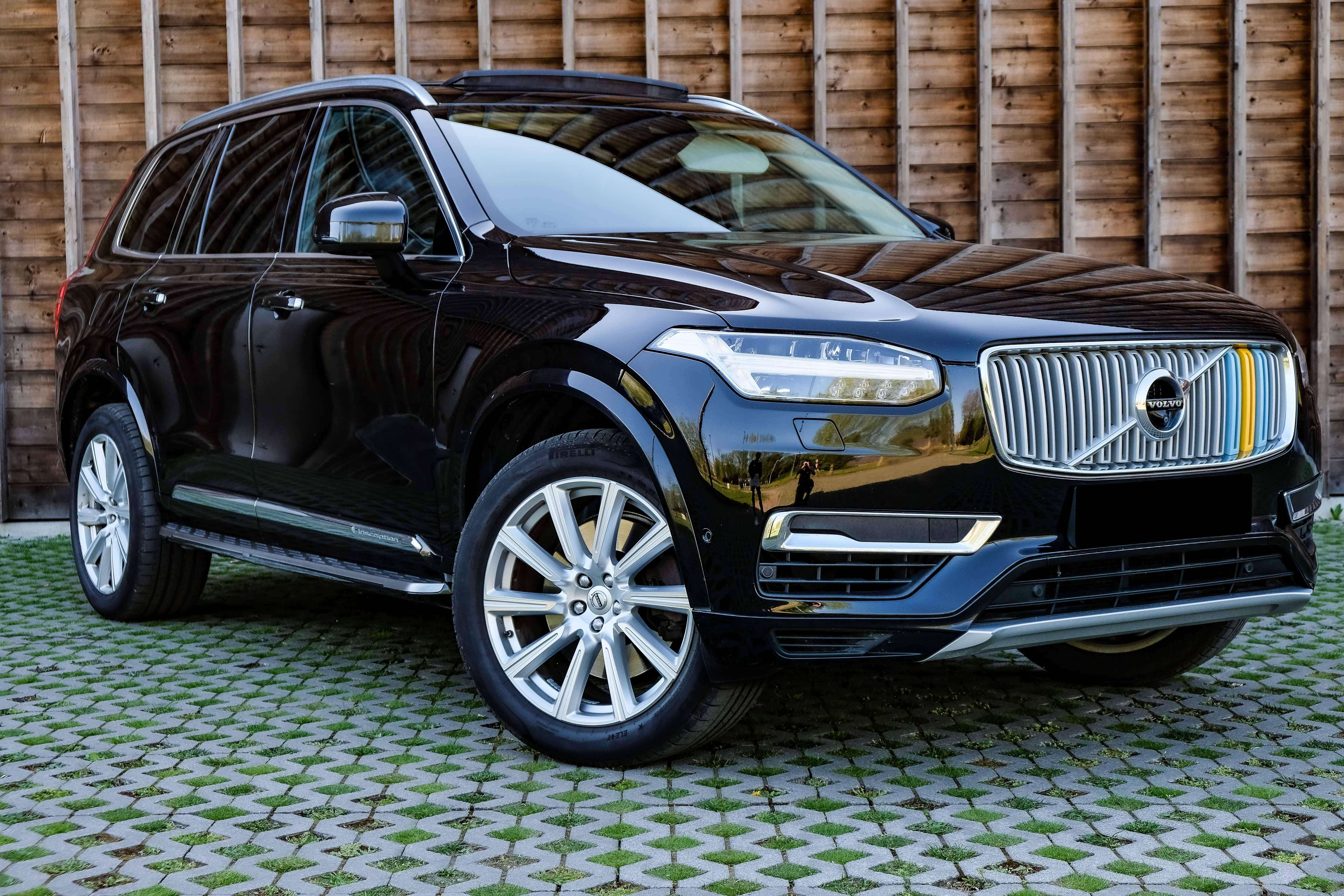 Volvo XC90 T8 Hybride 7 plaatsen Inscription Pano B&W