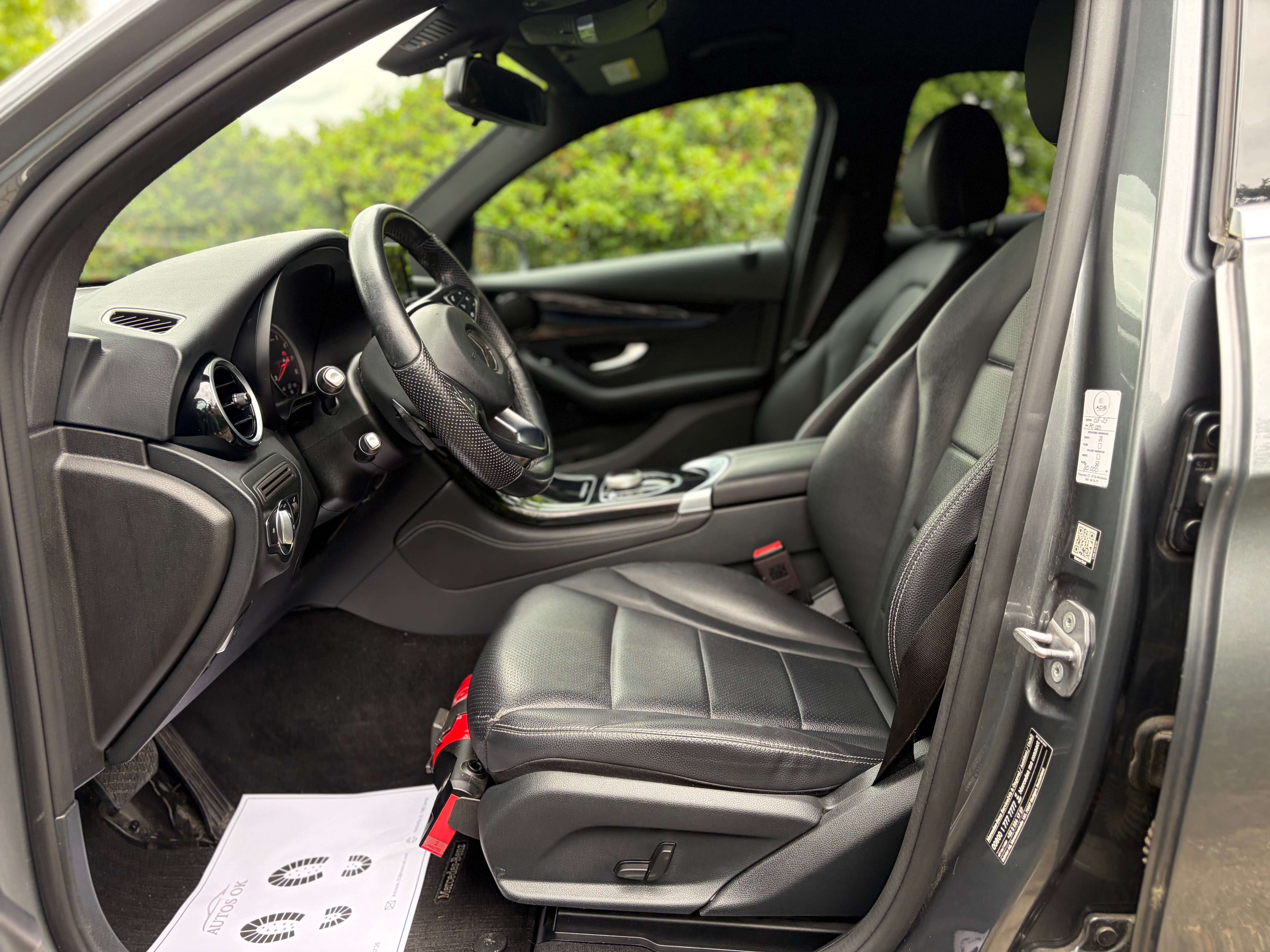 Mercedes-Benz GLC 250 250 4-Matic Amg-Line  ### 77000 km ###