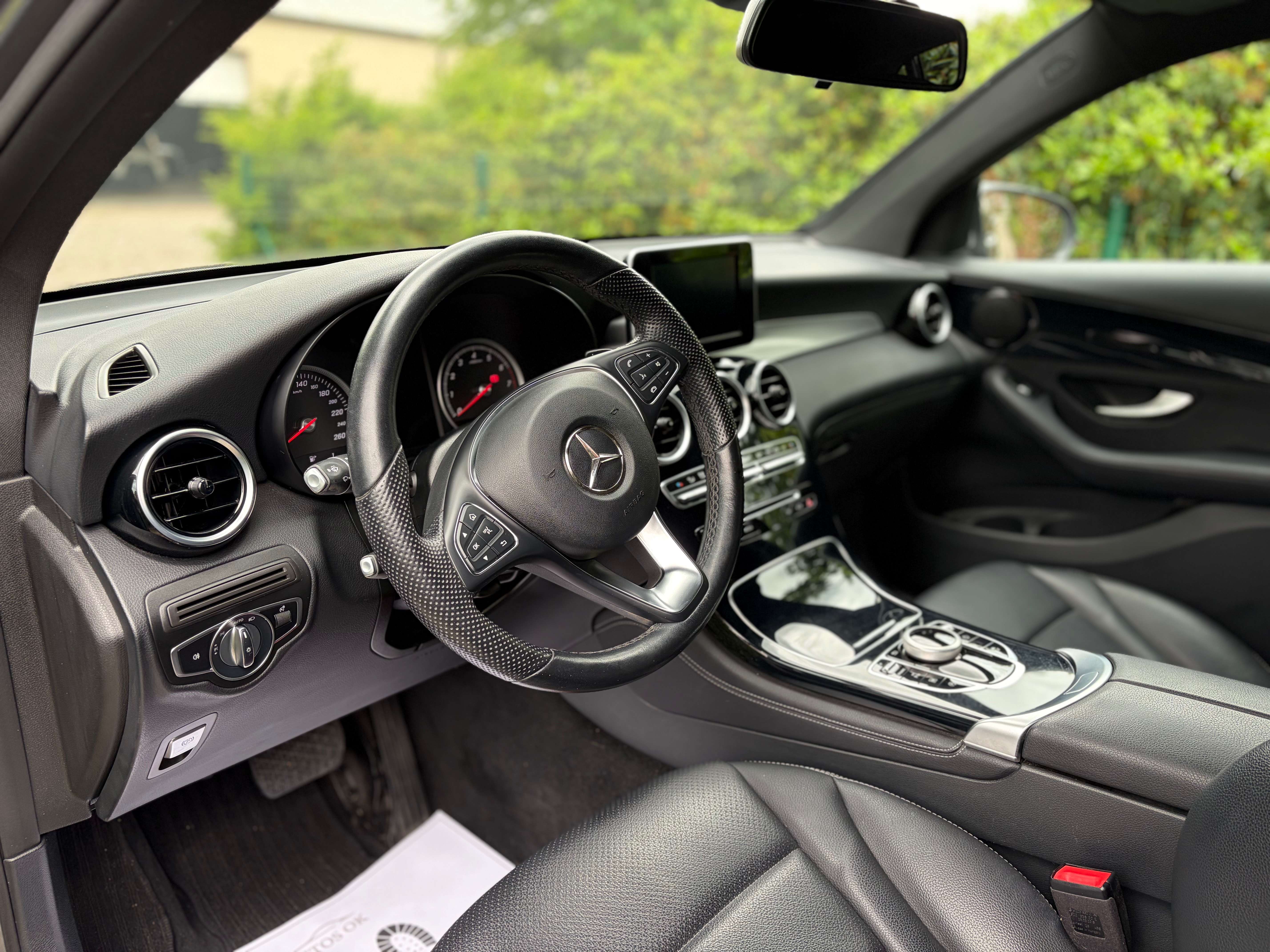 Mercedes-Benz GLC 250 250 4-Matic Amg-Line  ### 77000 km ###