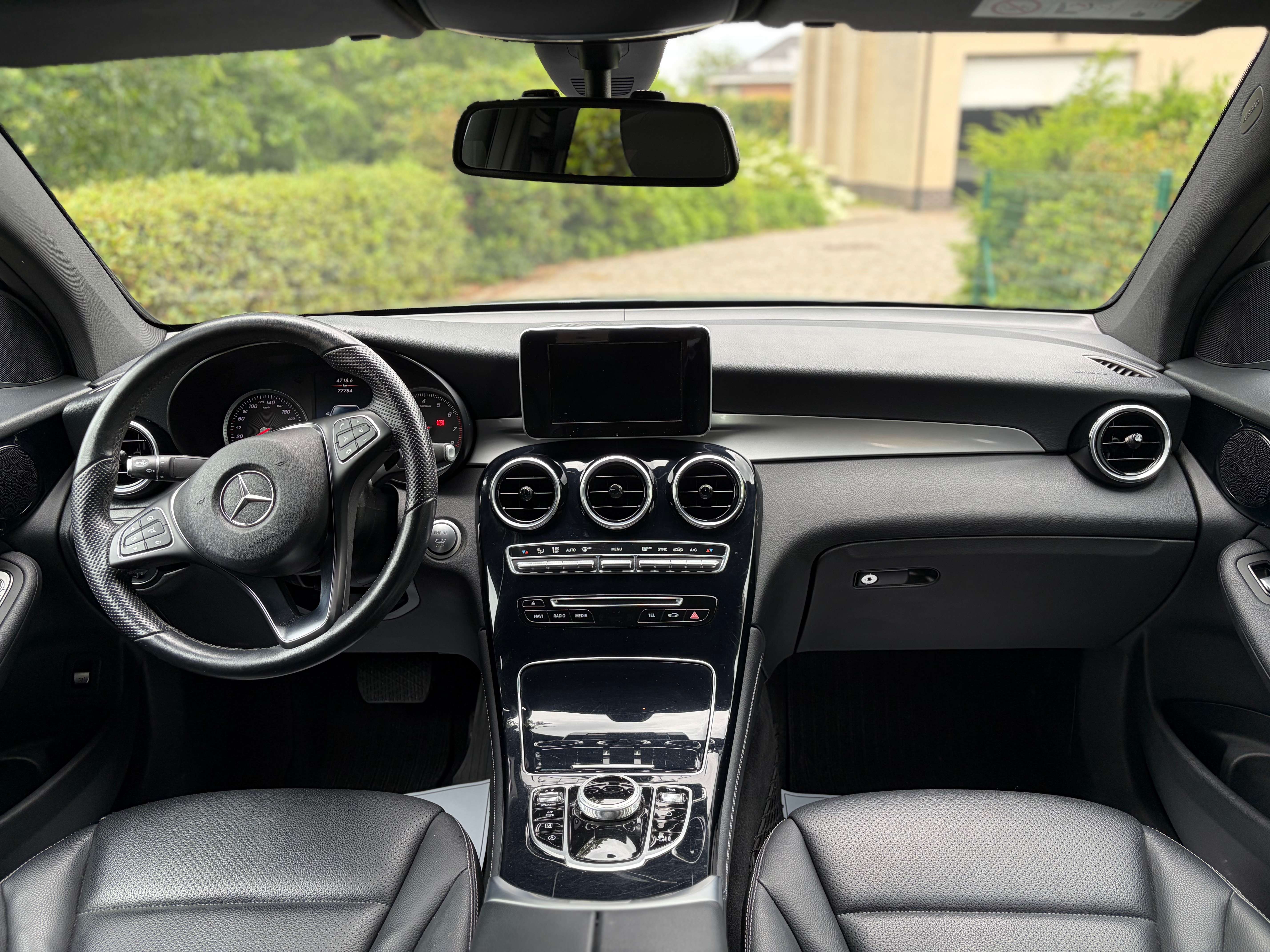 Mercedes-Benz GLC 250 250 4-Matic Amg-Line  ### 77000 km ###