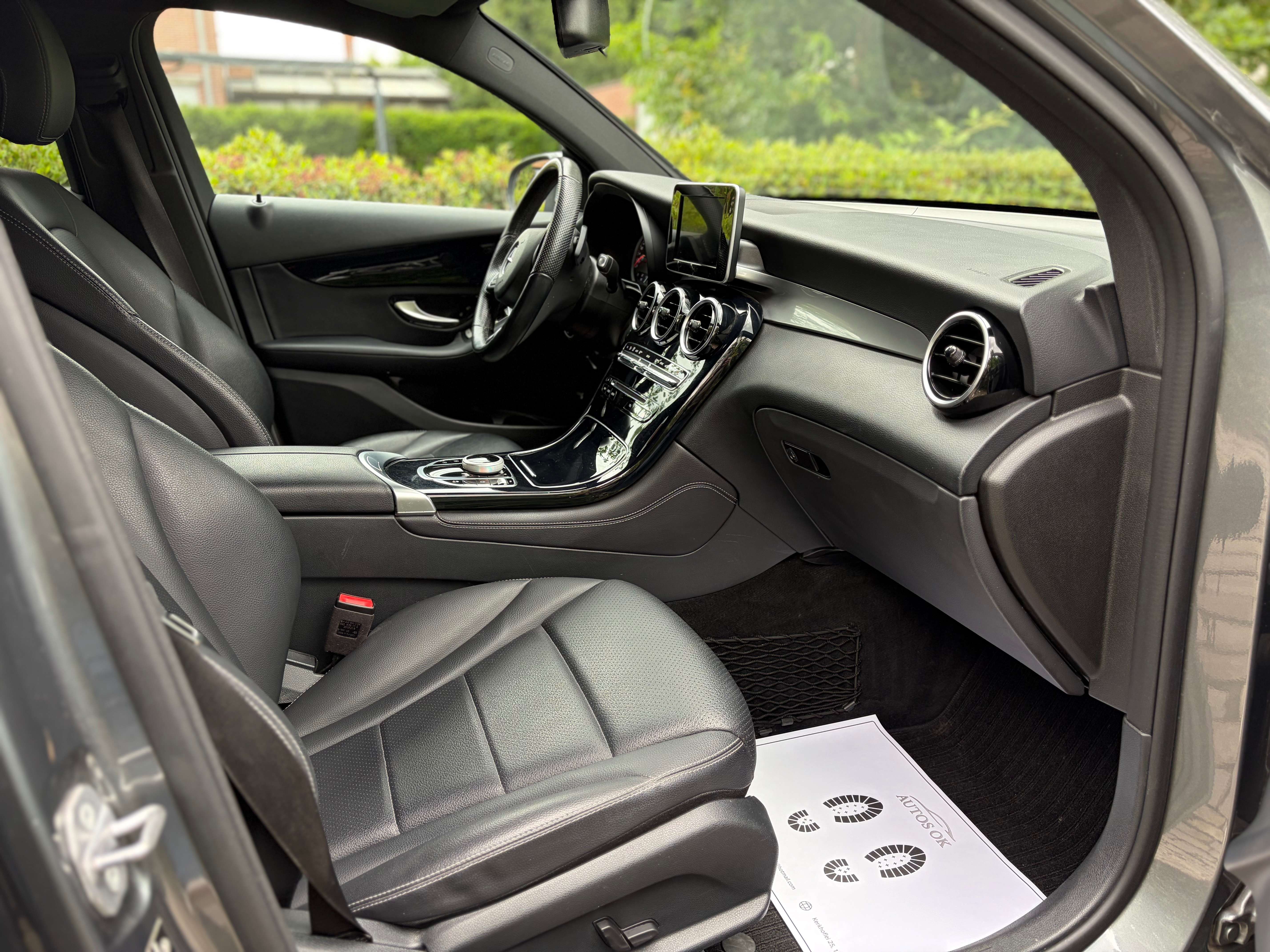 Mercedes-Benz GLC 250 250 4-Matic Amg-Line  ### 77000 km ###