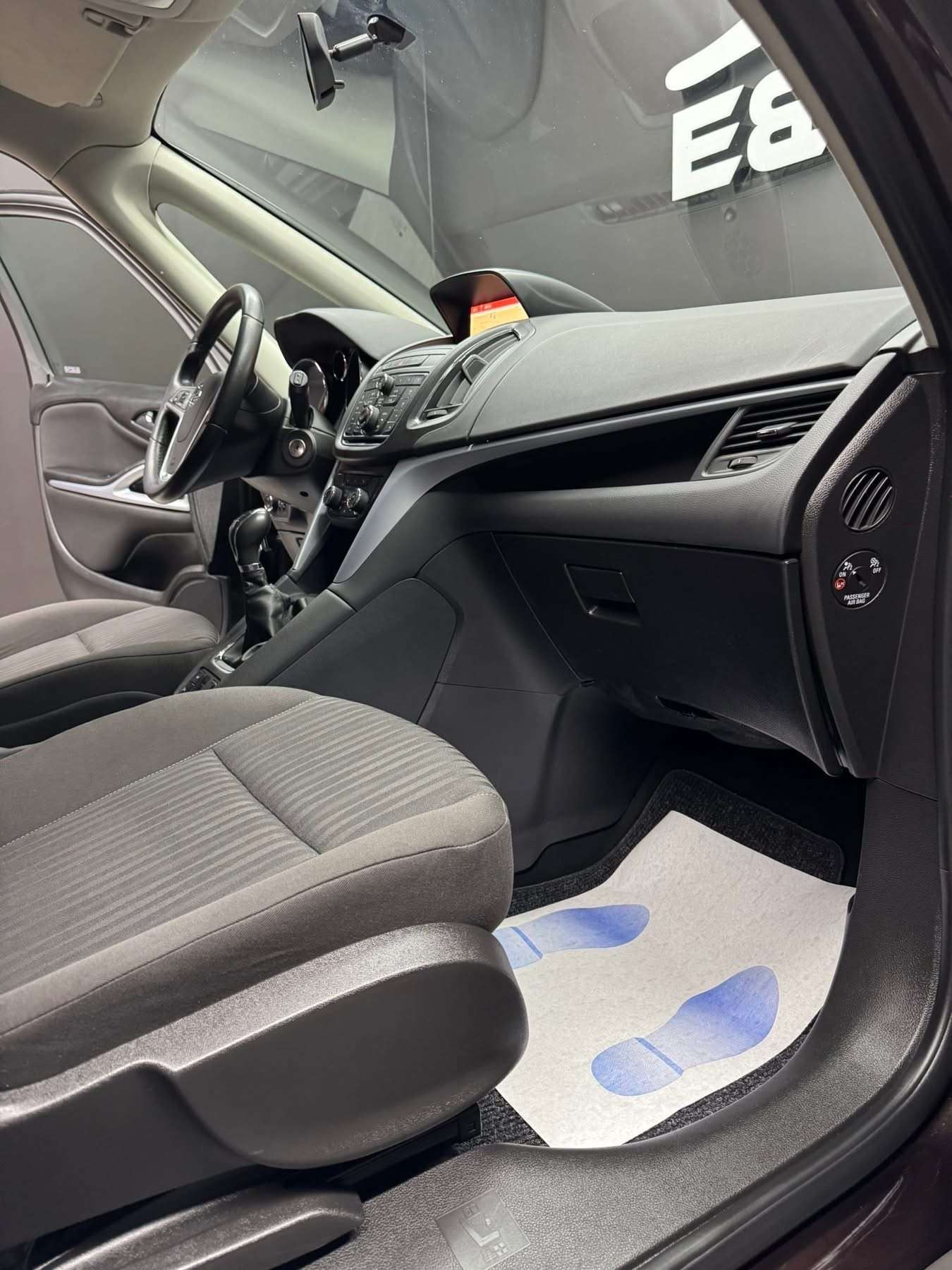 Opel Zafira Tourer Zafira 1.4 Turbo 7 places **12 mois de garantie**