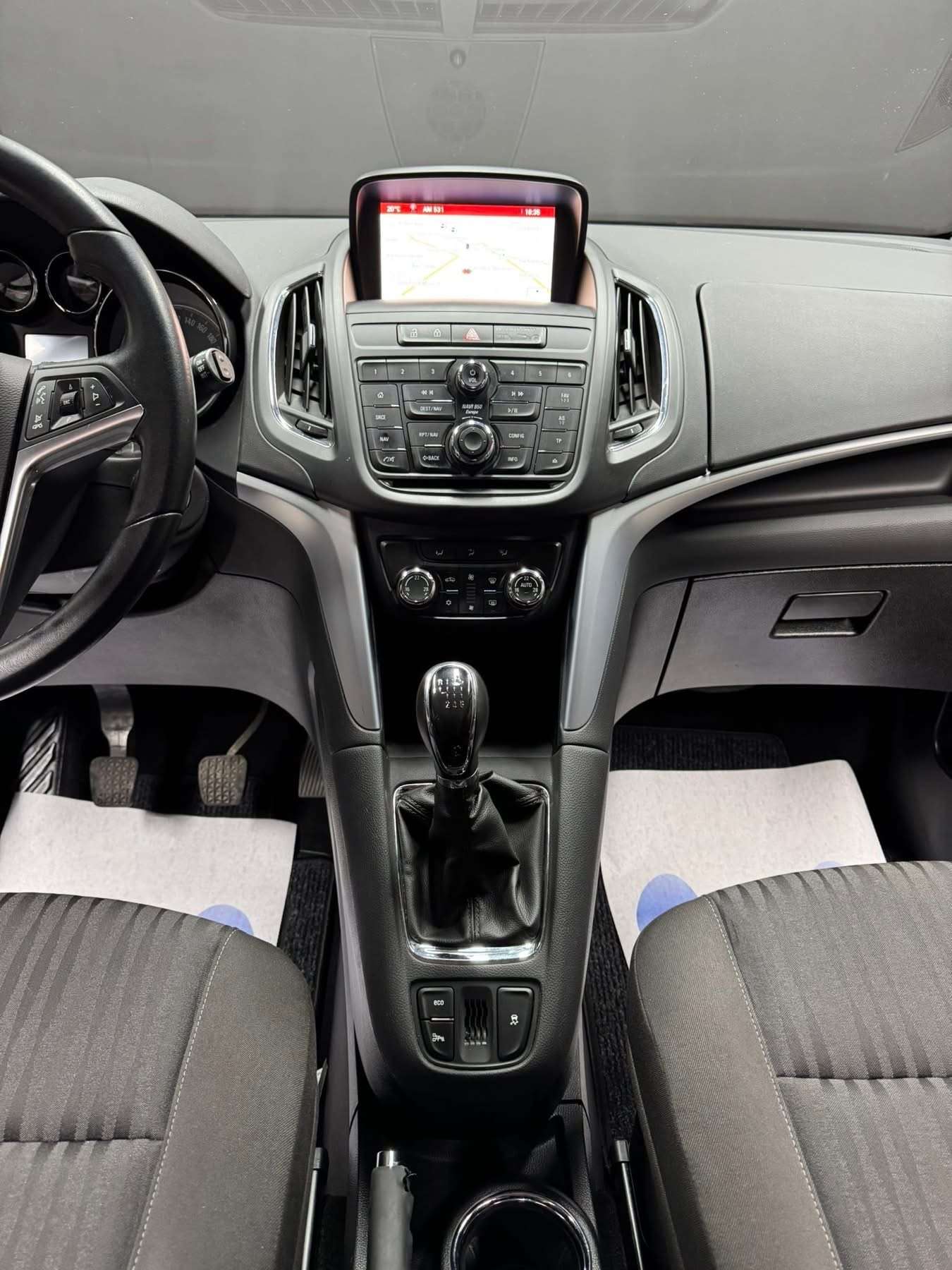 Opel Zafira Tourer Zafira 1.4 Turbo 7 places **12 mois de garantie**