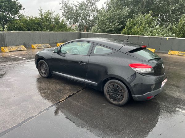 Renault Megane III COUPE 1.6 110